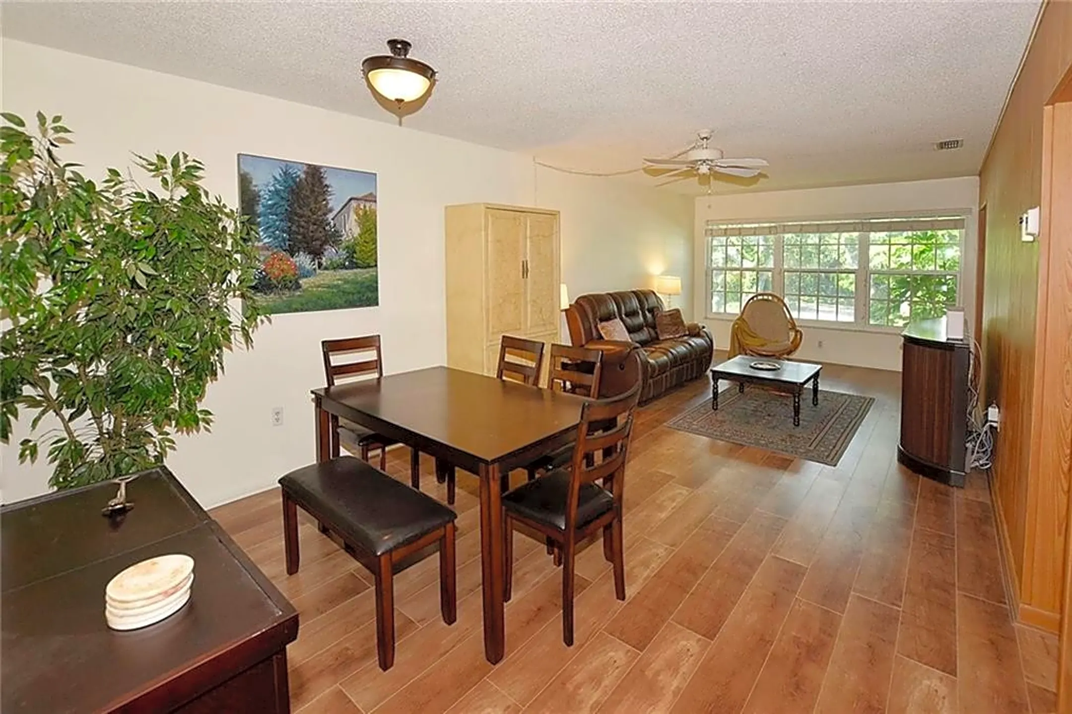 Dining Room - 900 Jasmine Ln #204A - Vero Beach, FL