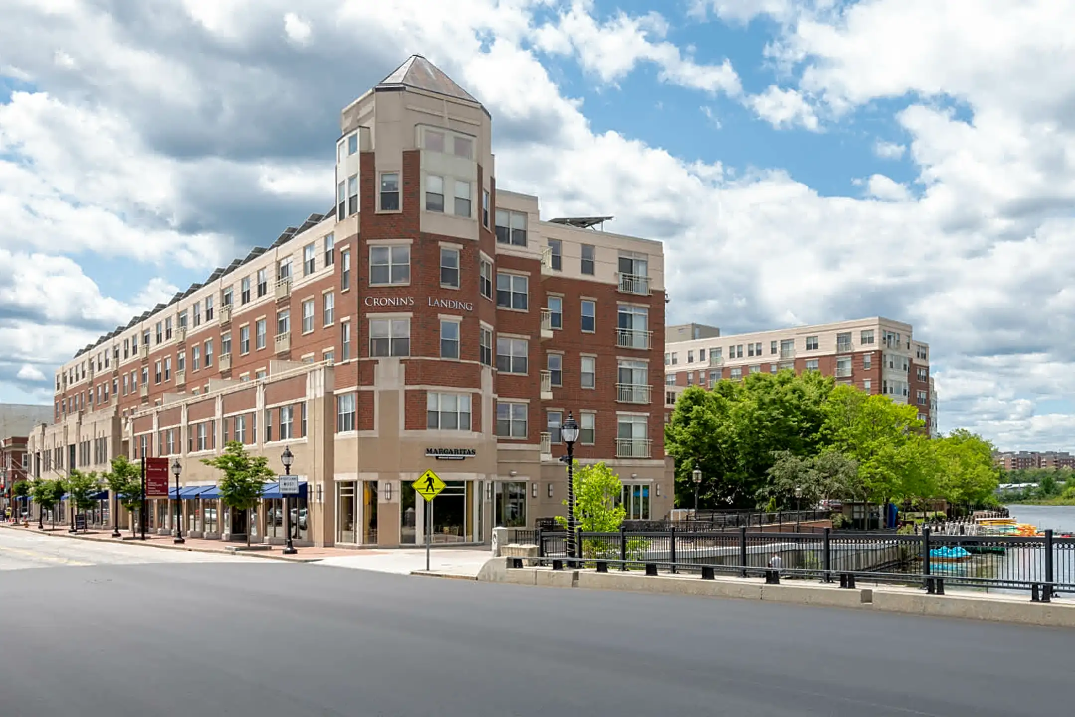 25 Crescent St 25 Crescent St unit 633 Waltham, MA Houses for Rent