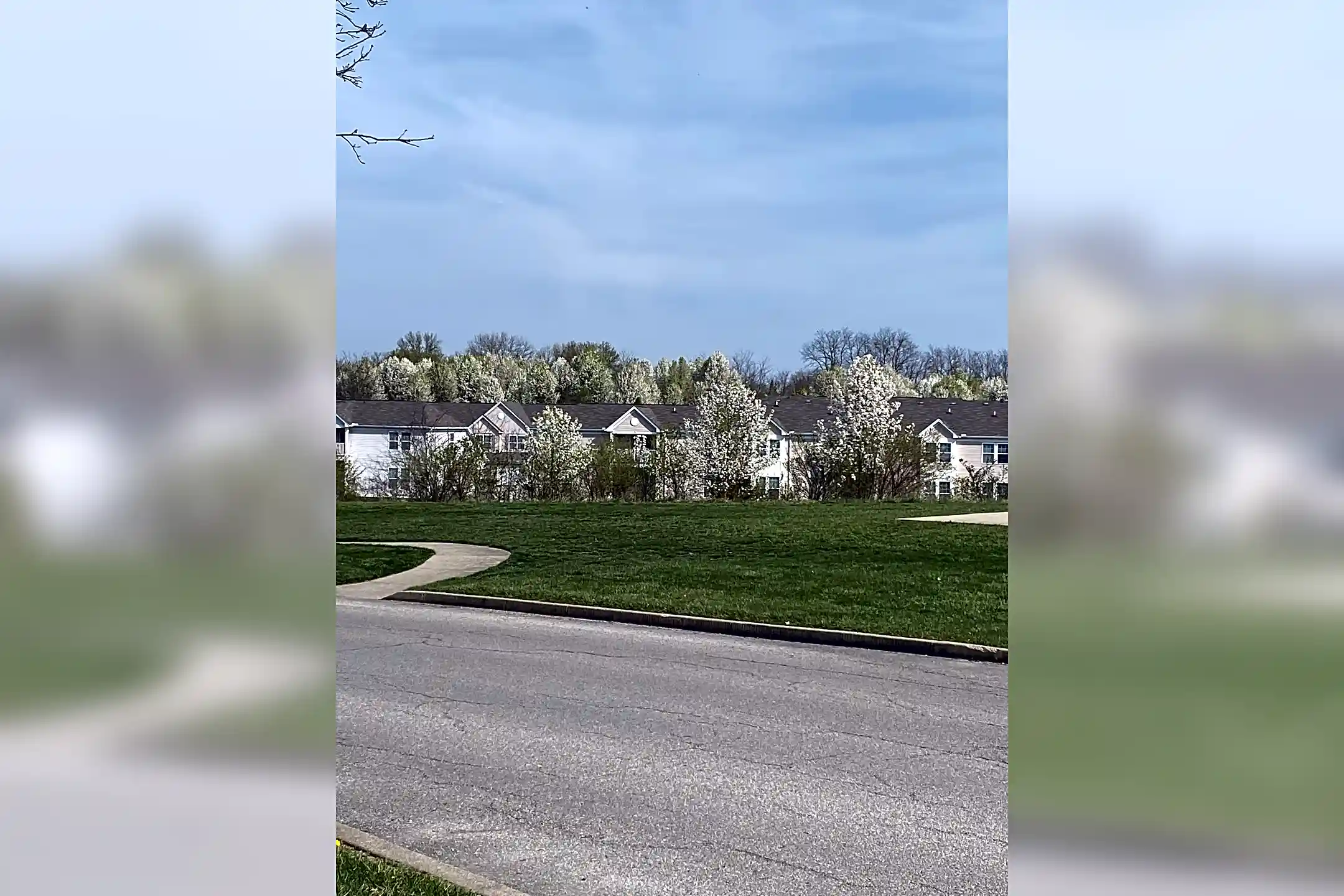 The Legends at Steeplechase 225 Overland Rdg Walton, KY Apartments