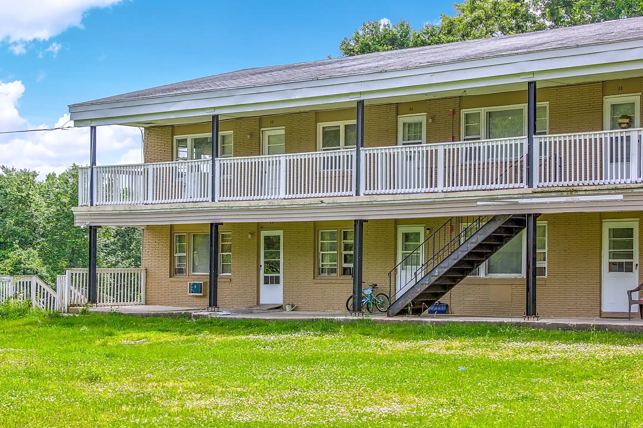 Mountview Apartments 1591 Norwich New London Tpke Uncasville, CT