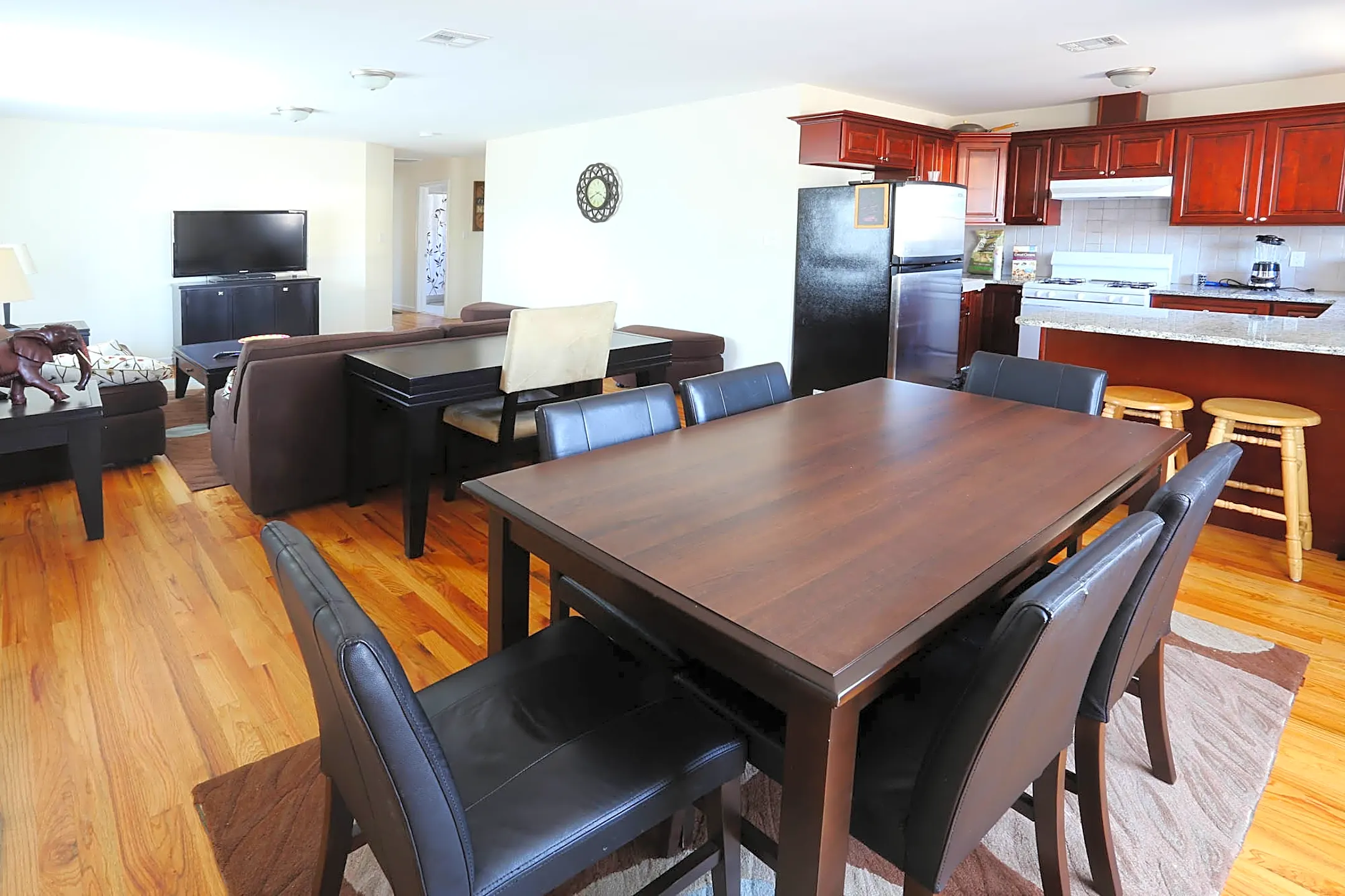 255257 New Jersey Railroad Ave 255257 New Jersey Railroad Ave unit