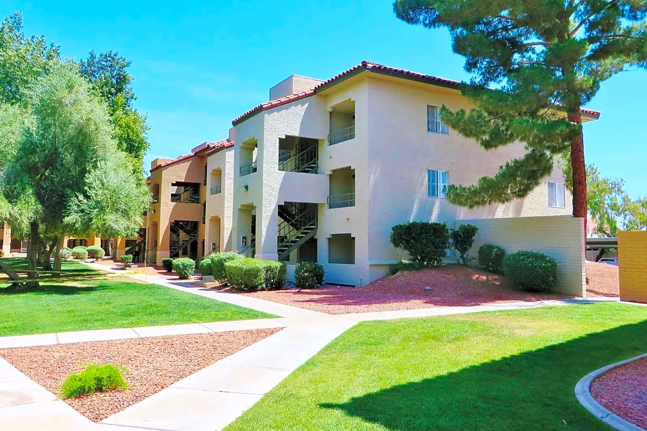 Olive Tree - 6201 W Olive Ave | Glendale, AZ Apartments for Rent | Rent.