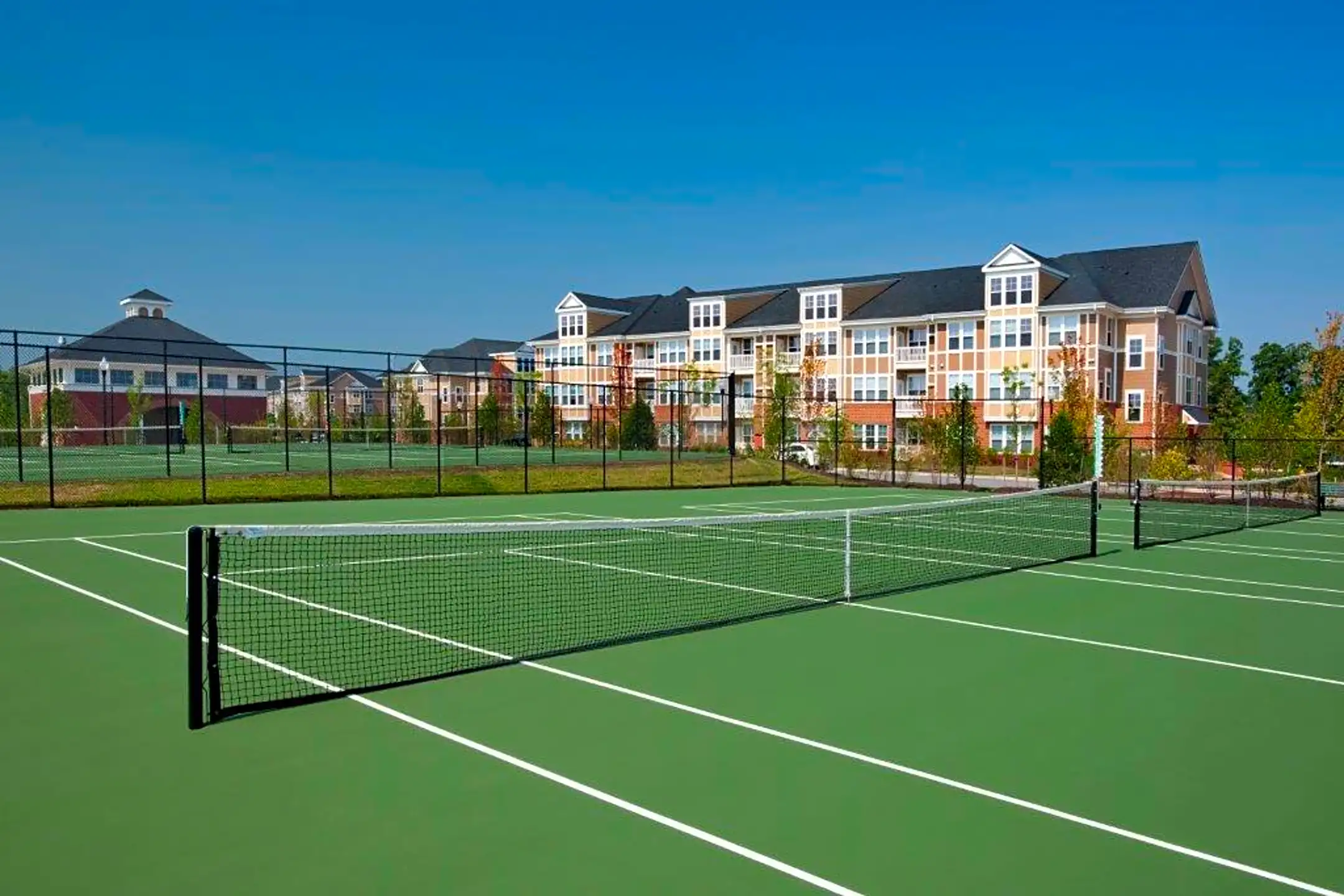 Westchester At The Pavilions Waldorf, MD 20603