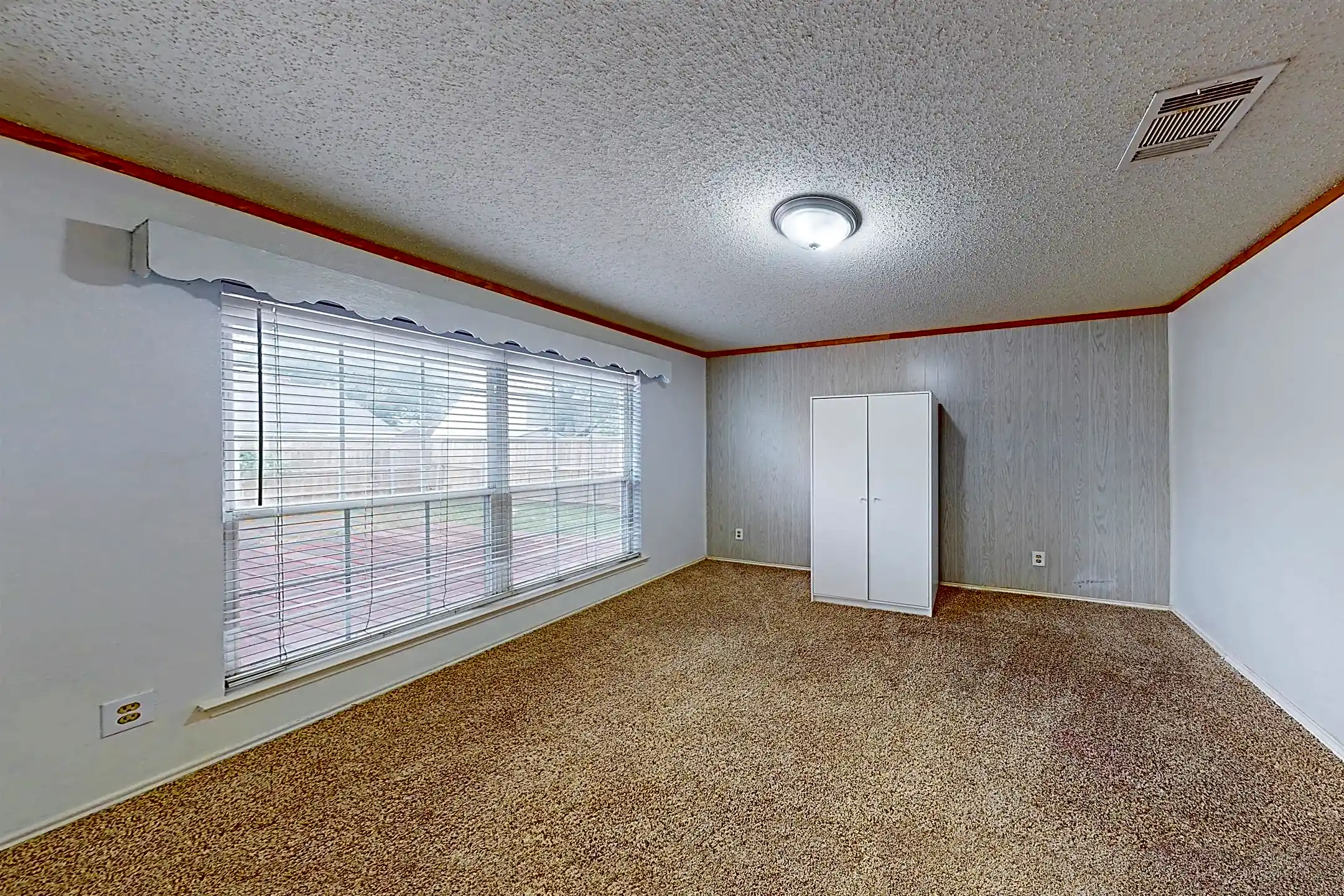 4138 Scotland Dr - Grand Prairie, TX