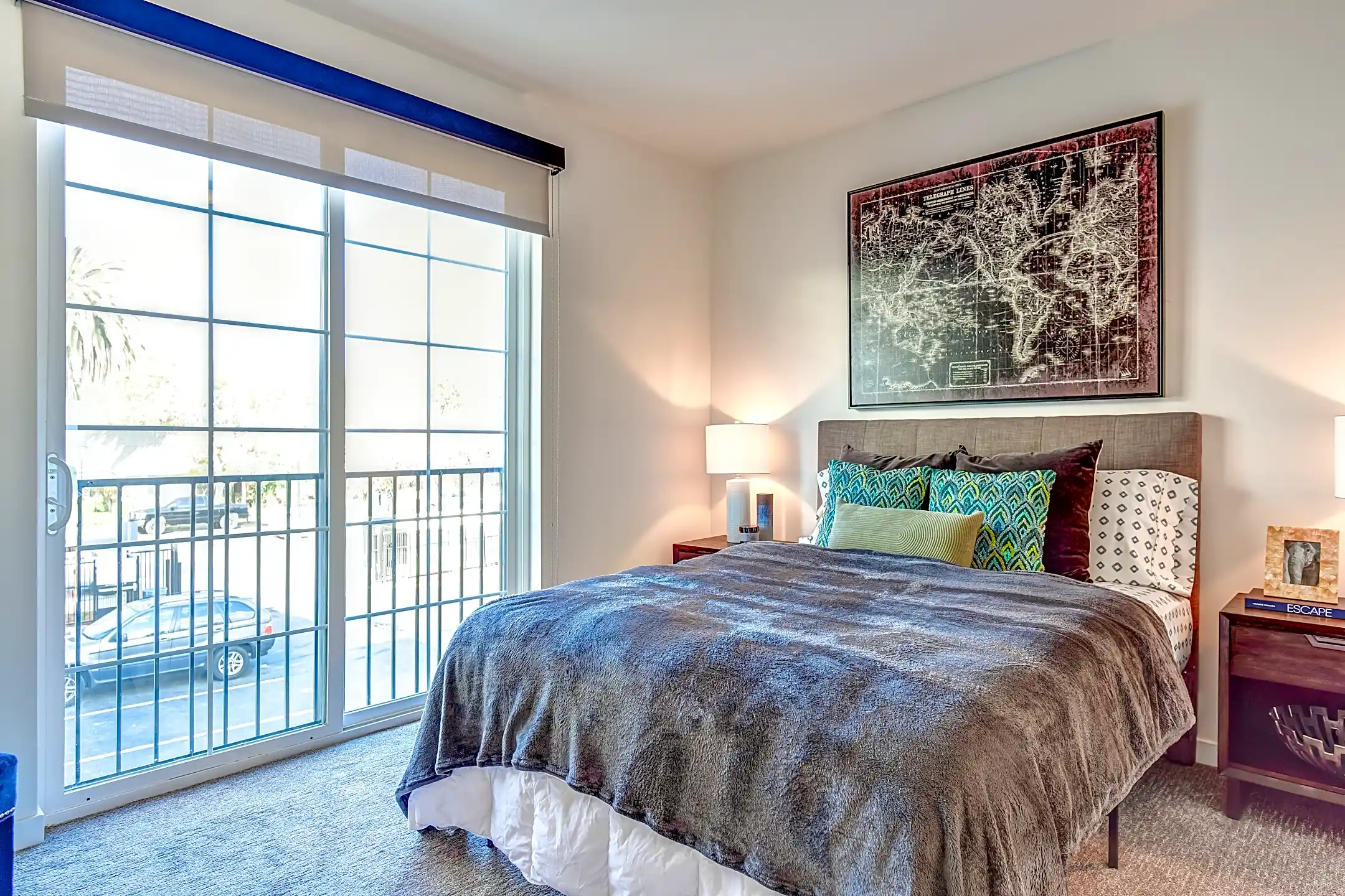 Angelino Luxury Apartment Homes 945 48th St Sacramento, CA