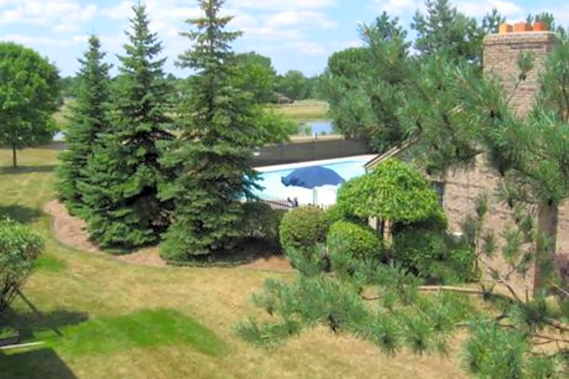 Rolling Hills Apartments Lapeer, MI 48446