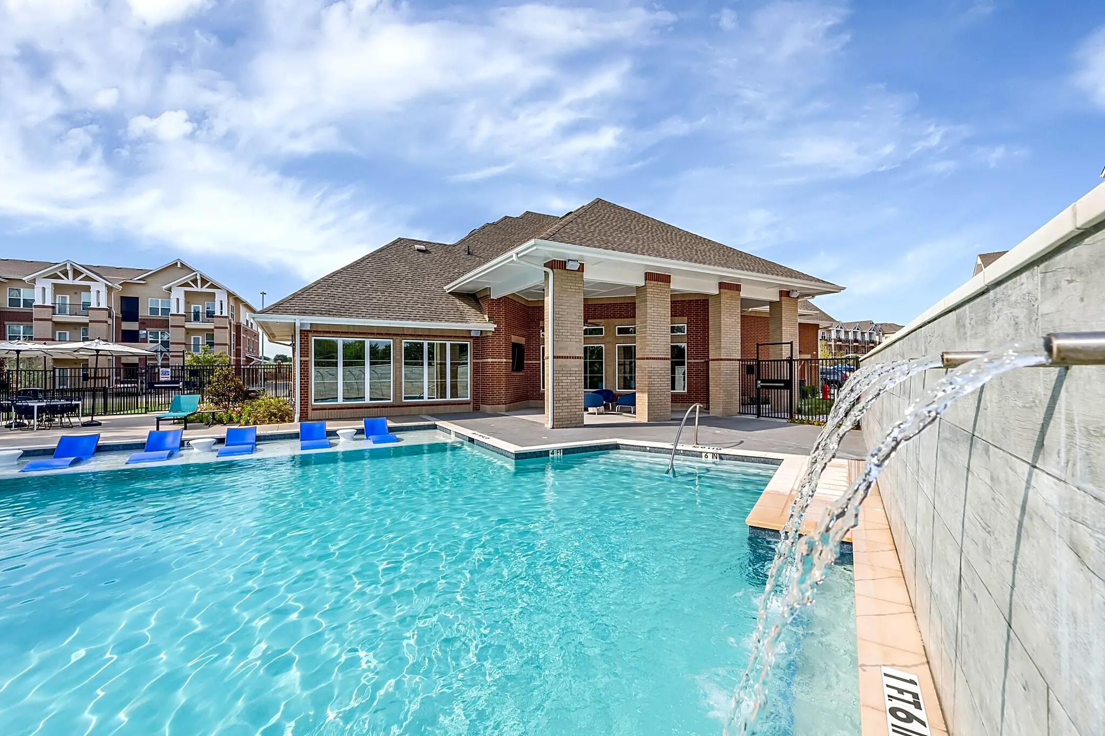 Apartments On Sara Jane Parkway In Grand Prairie