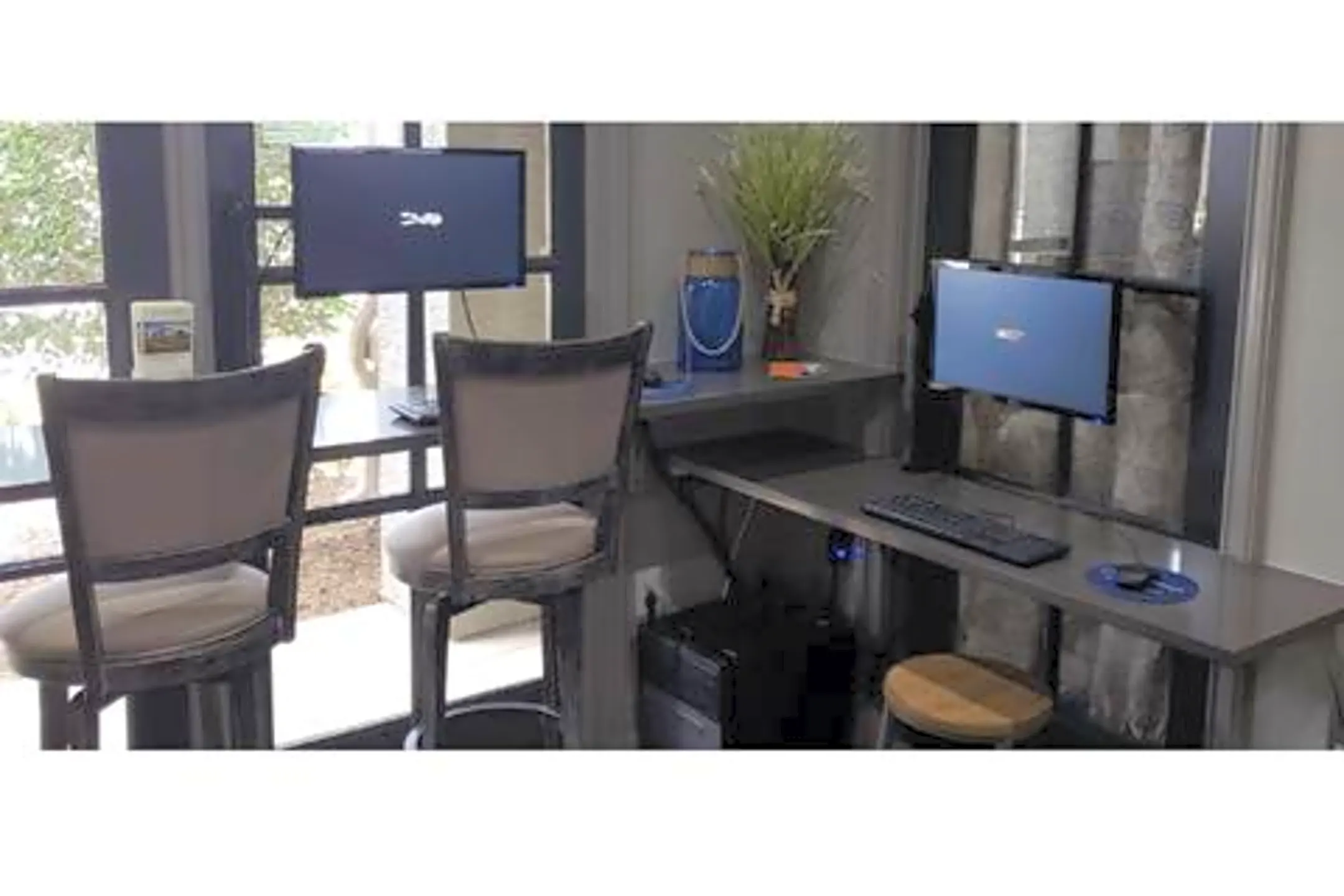 Stoneleigh on Cartwright 500 W Cartwright Rd Balch Springs, TX