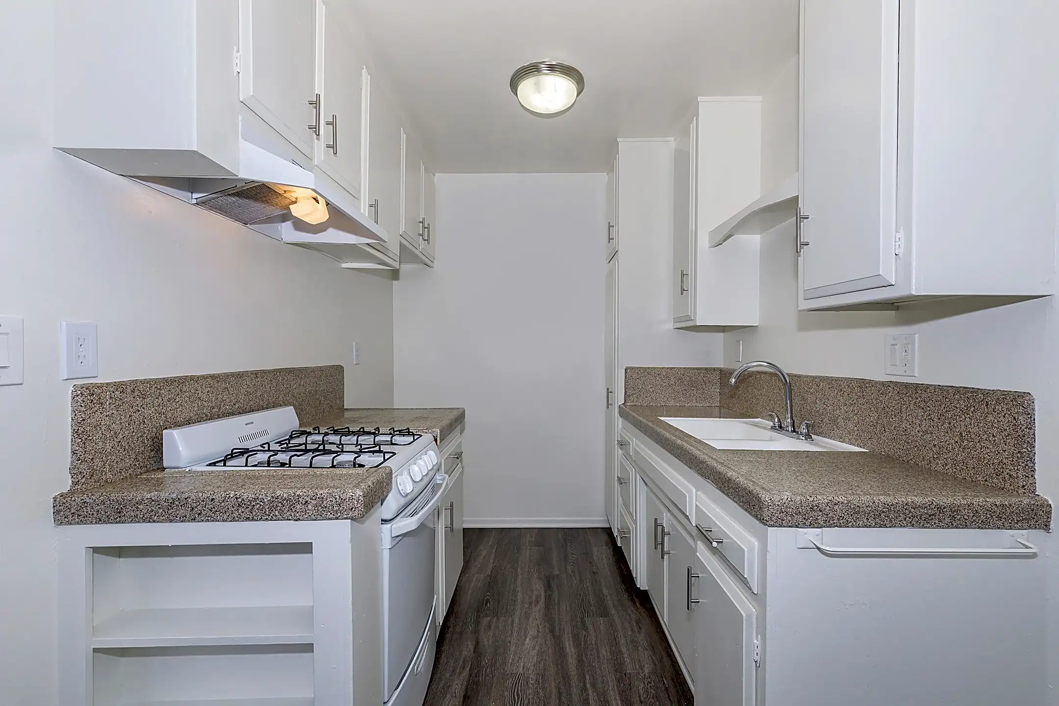 Glenwood Apartment Homes 12300 Clearglen Ave Whittier, CA