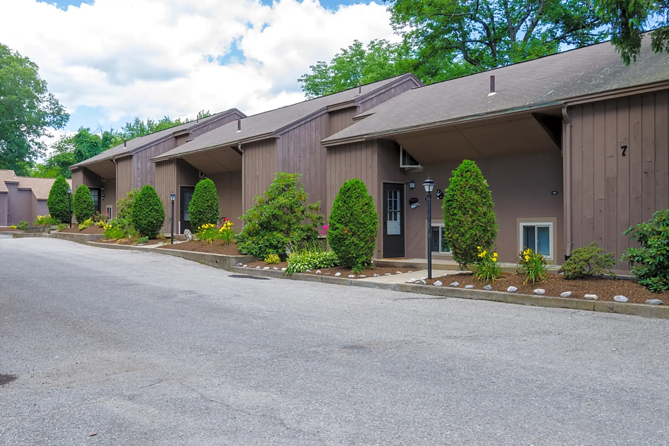 Cowesett Hills Warwick, RI 02886