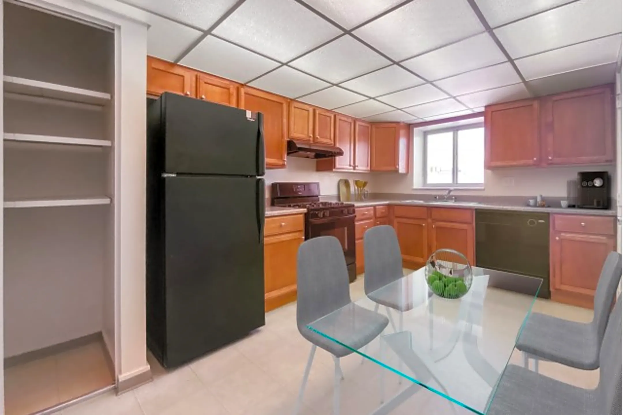 Chalfont Apartments 4742 Centre Ave Pittsburgh, PA Apartments for