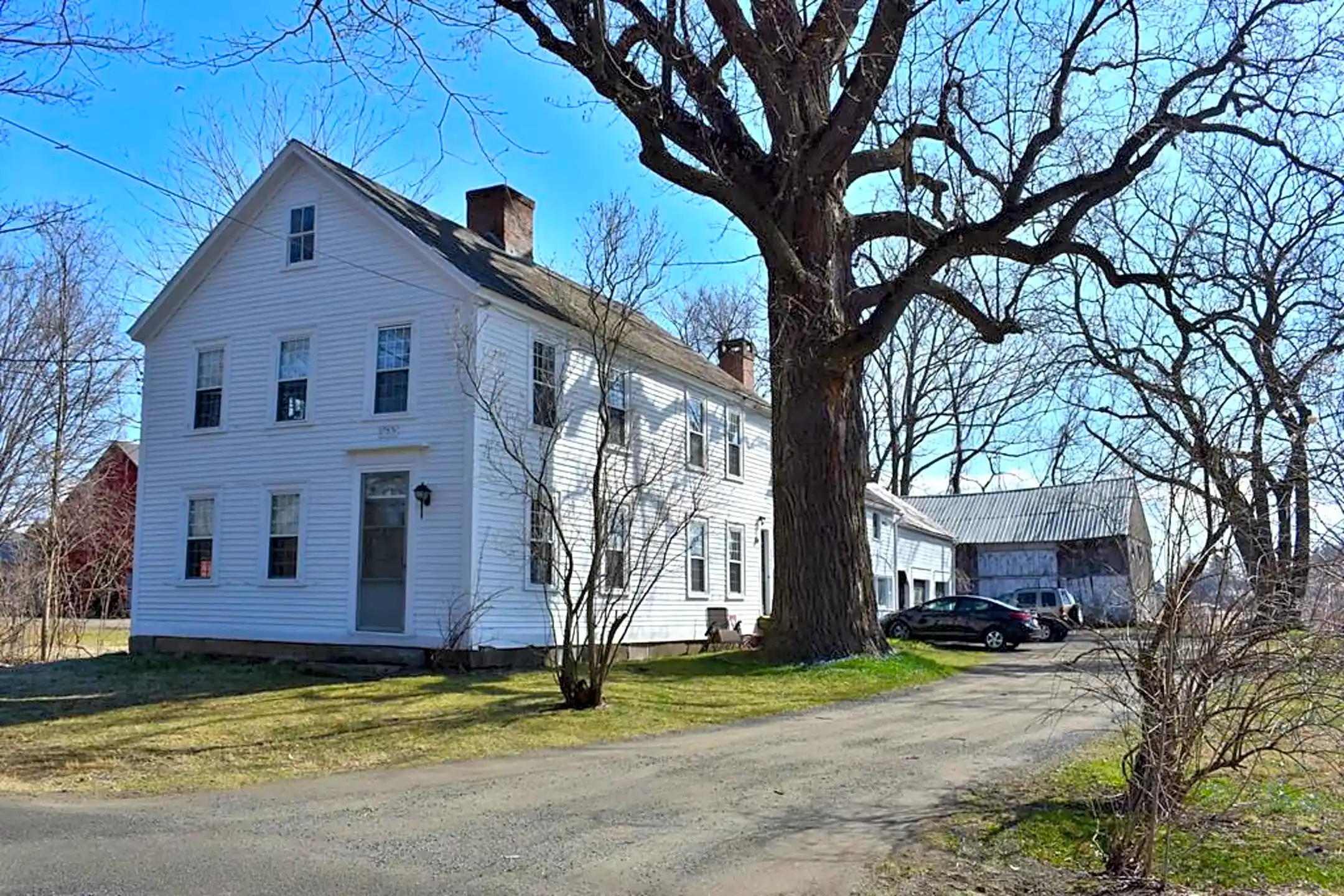 Building - 130 West St - Hadley, MA