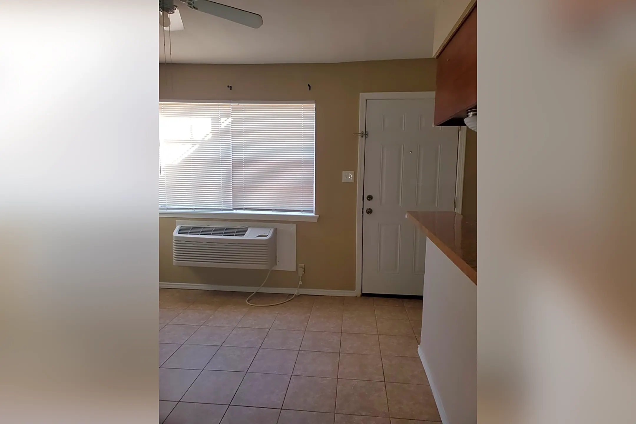 2211 New Combes Hwy 2211 New Combes Hwy unit 14 Harlingen, TX