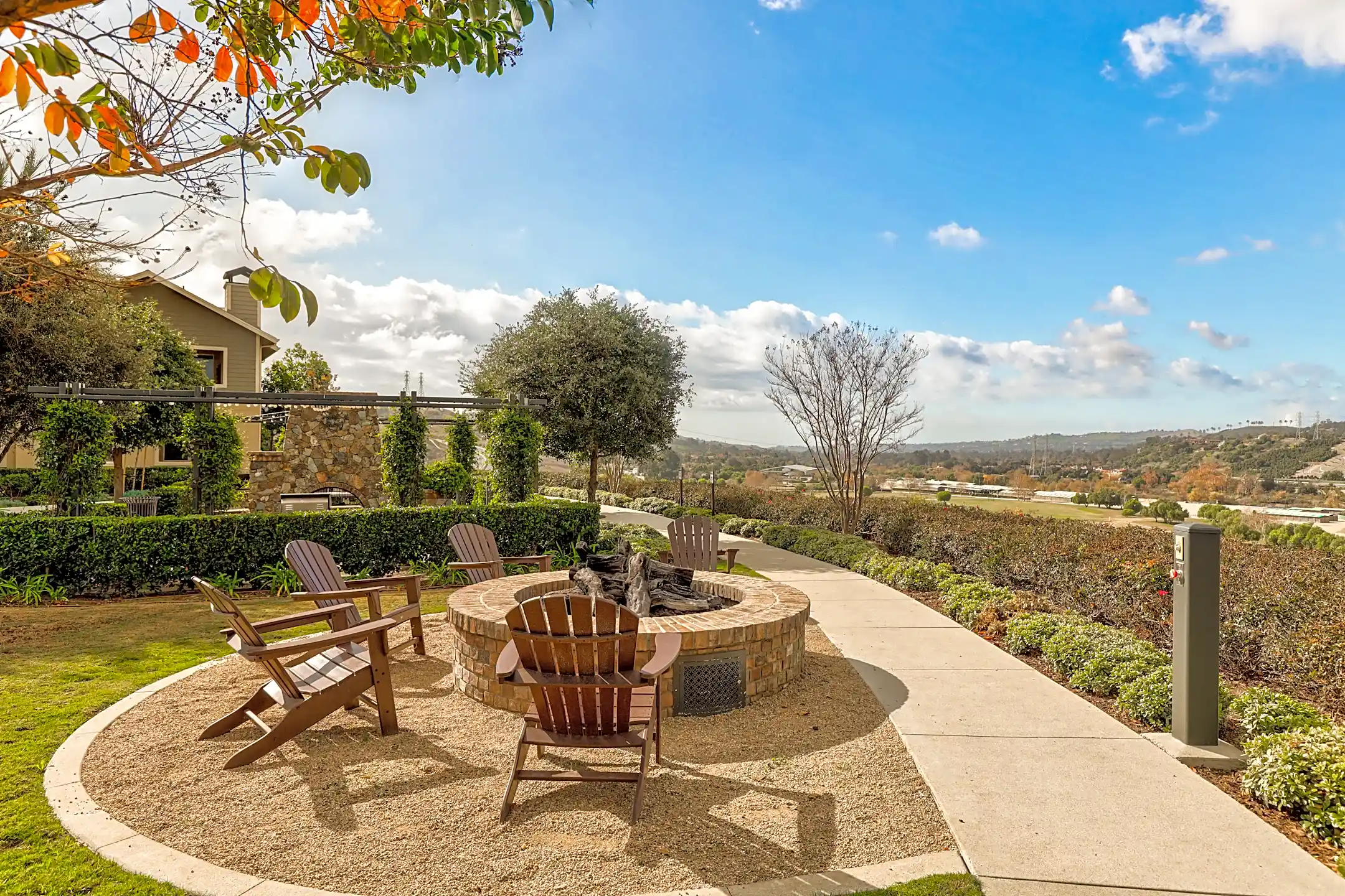 Sendero Gateway Apartment Homes Rancho Mission Viejo, CA 92694