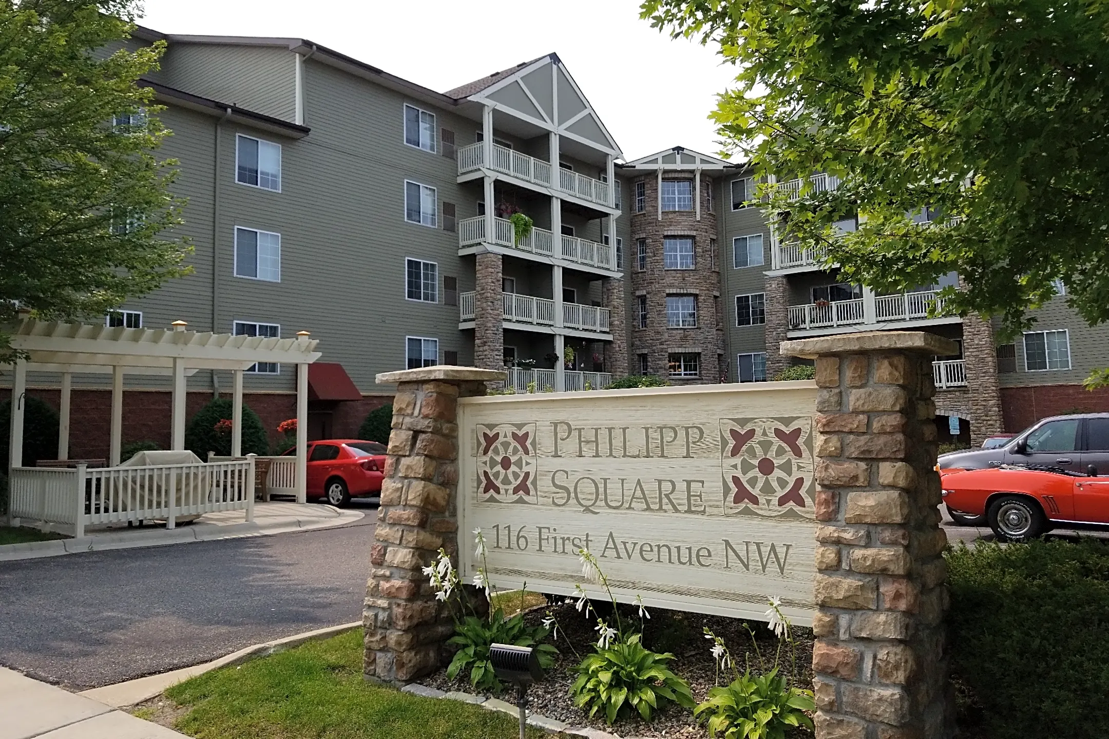 New Prague Apartments