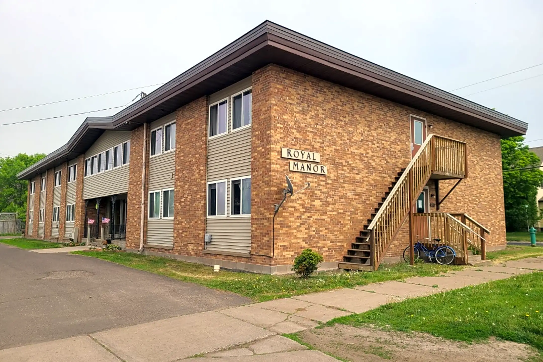218 2nd Ave E 218 2nd Ave E unit 16 Ashland, WI Apartments for Rent