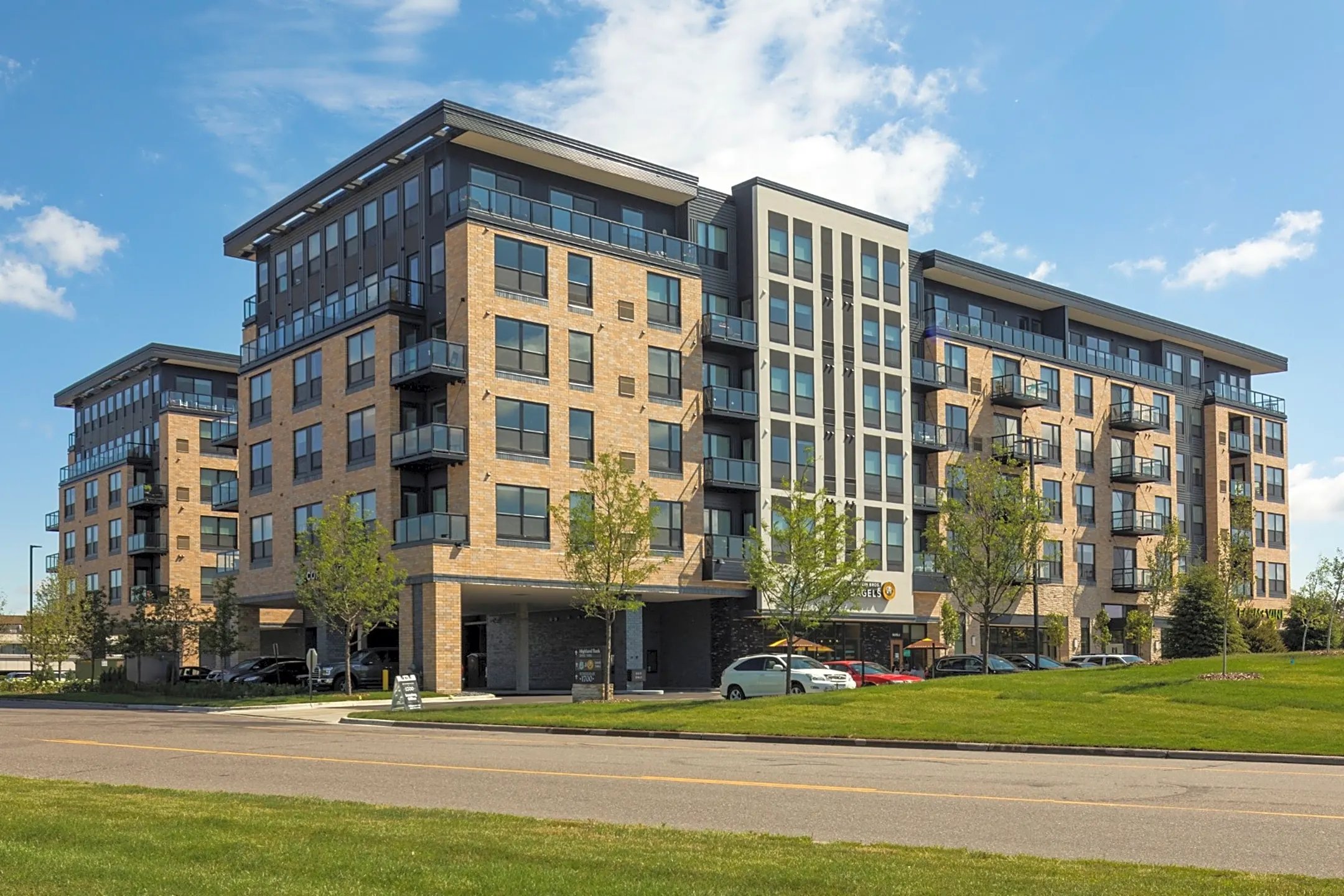 Residences at 1700 - Minnetonka, MN 55305