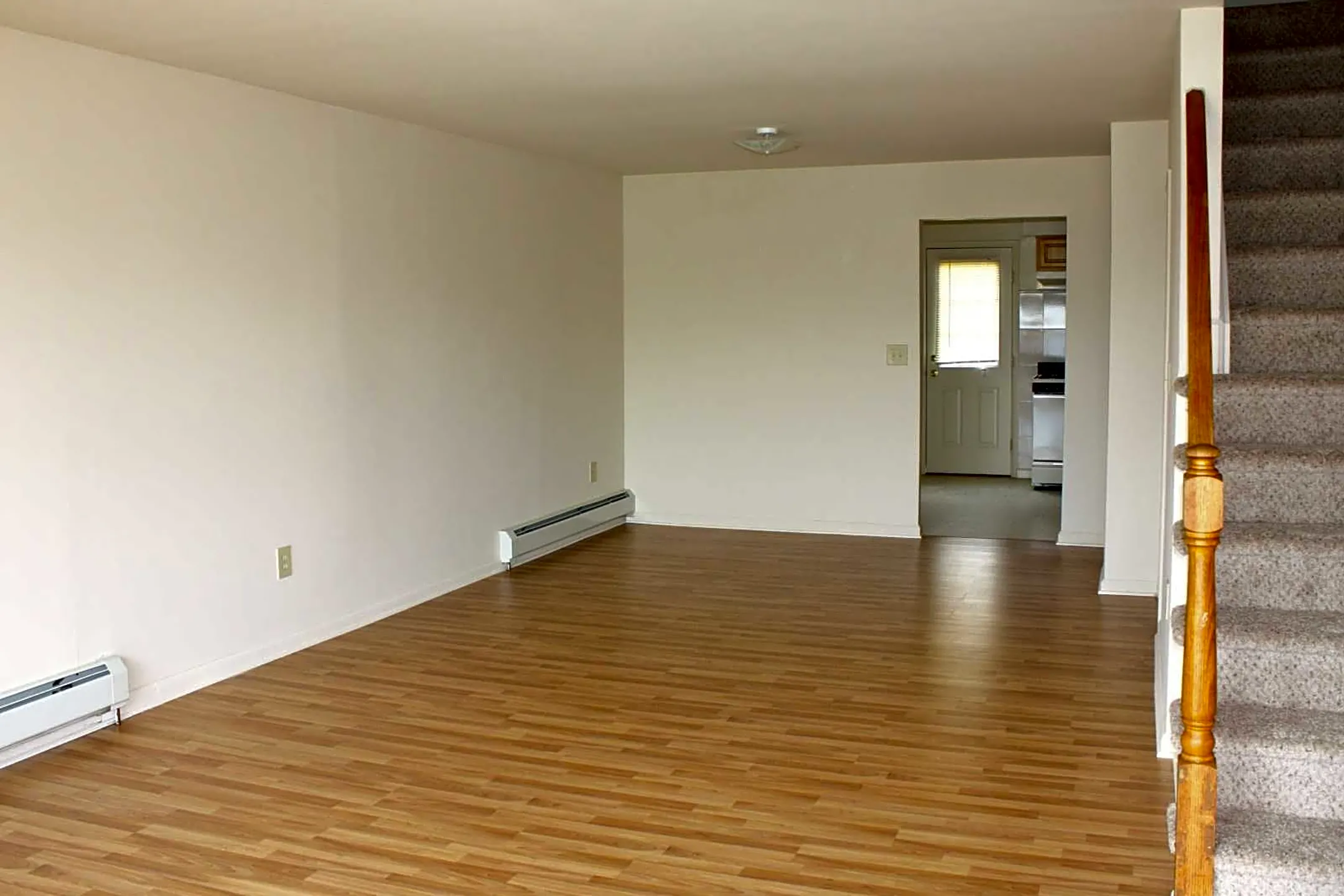 Parkwood Village Apartments - South Amboy, NJ 08879