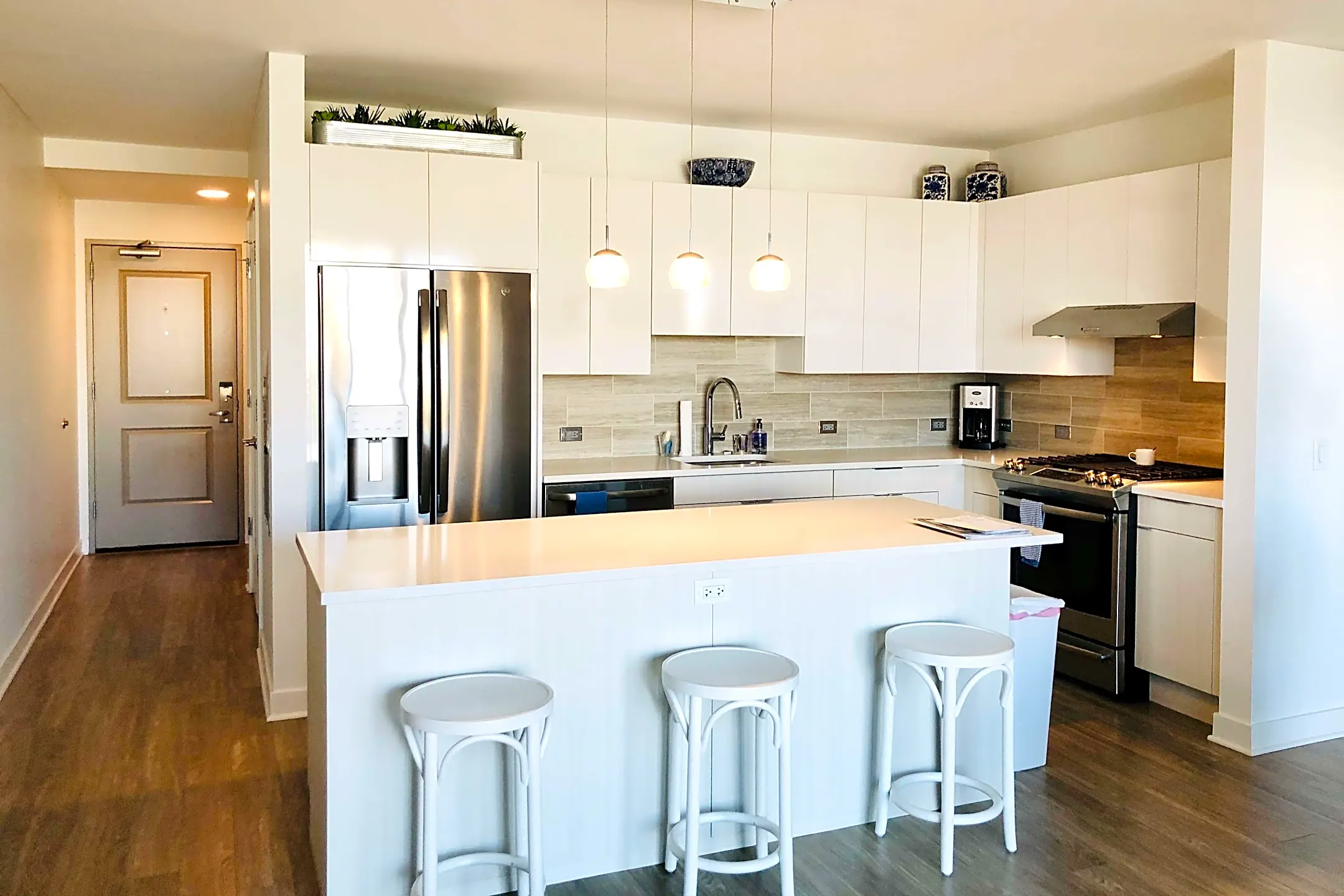 2335 North Lincoln Avenue | Chicago, IL Apartments for Rent | Rent. 