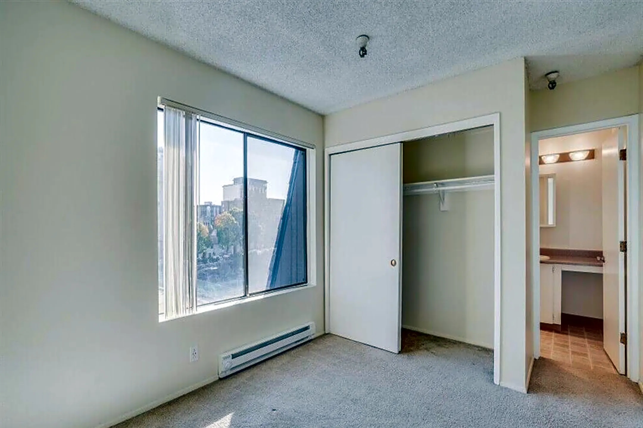 Bedroom - Grandview - Portland, OR