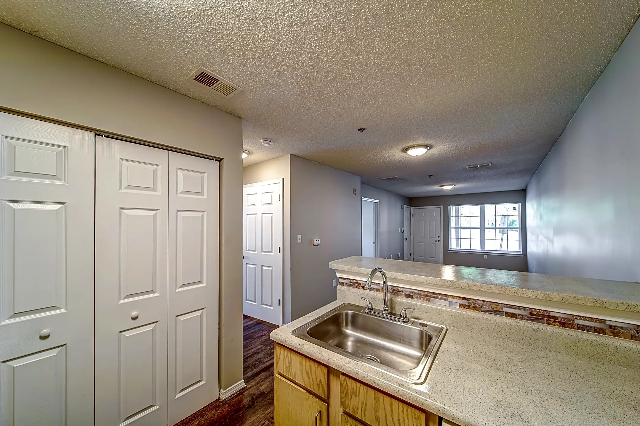 Kitchen - Ivy Hollow - Charlotte, NC