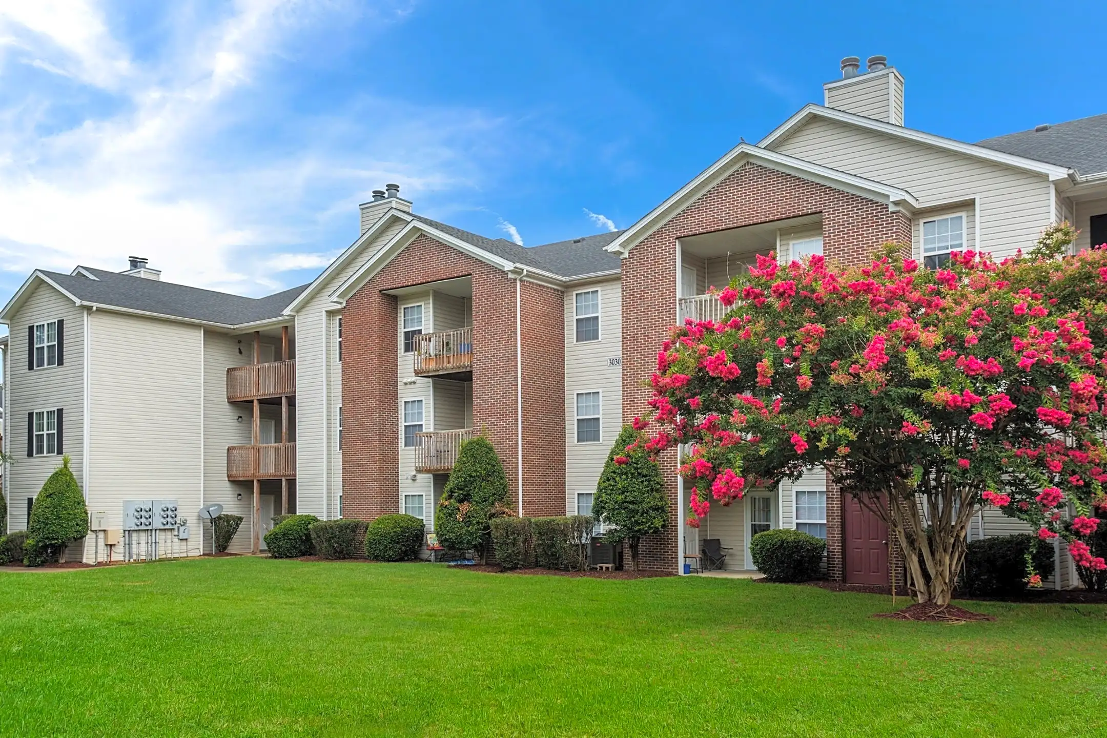 Cave Springs Apartments 376 Pascoe Blvd Bowling Green, KY