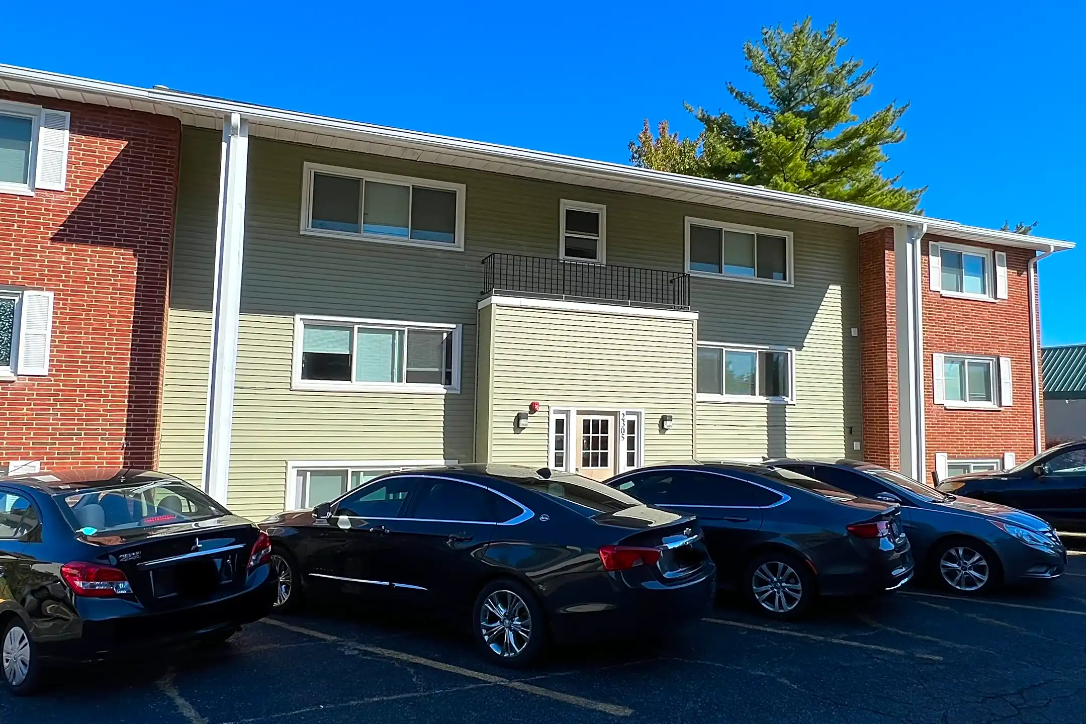 2305 Cherry Hills Dr 2305 Cherry Hills Dr unit 104 Springfield, IL