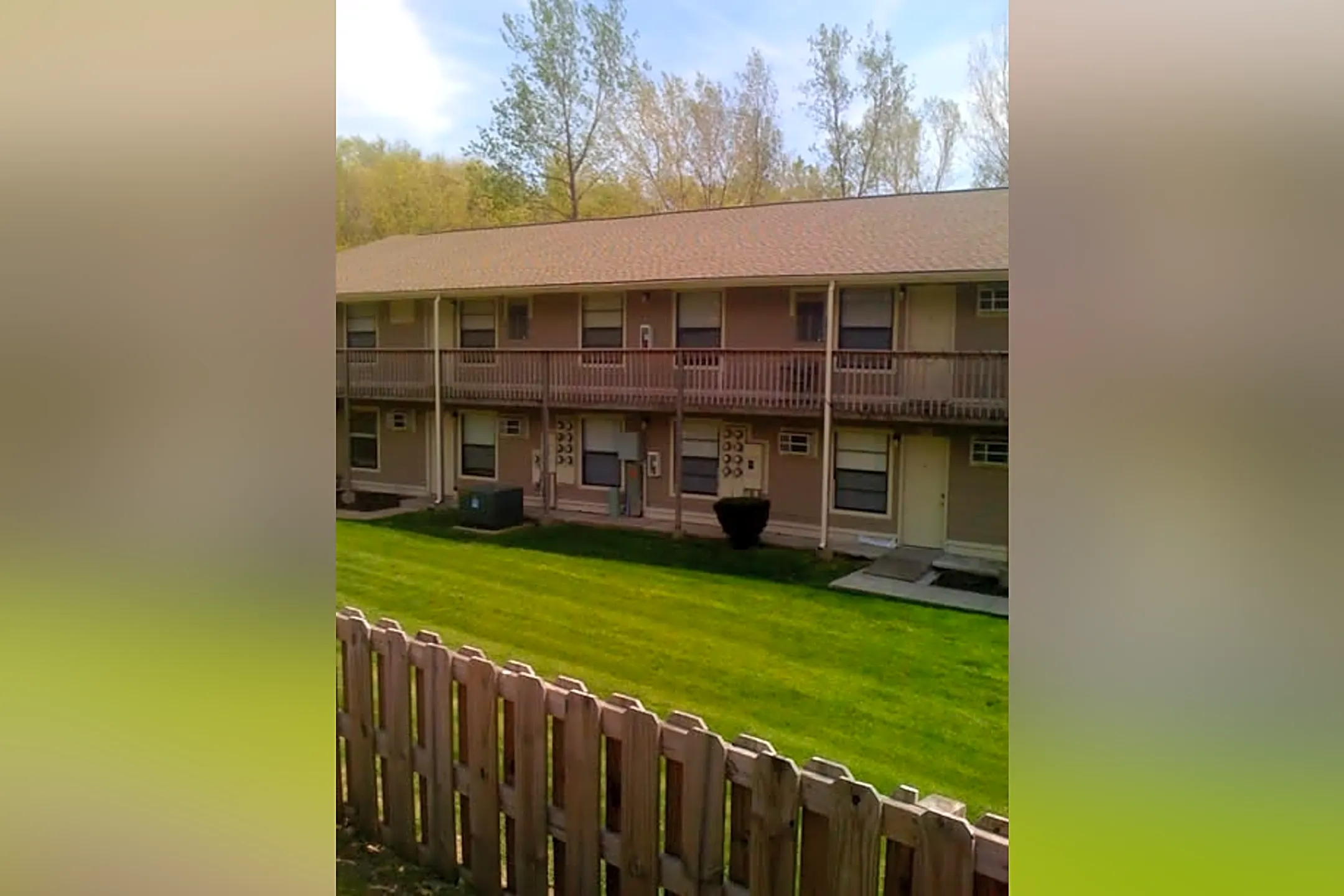 Sugar Creek Apartments 530 Sundown Dr Independence, MO Apartments