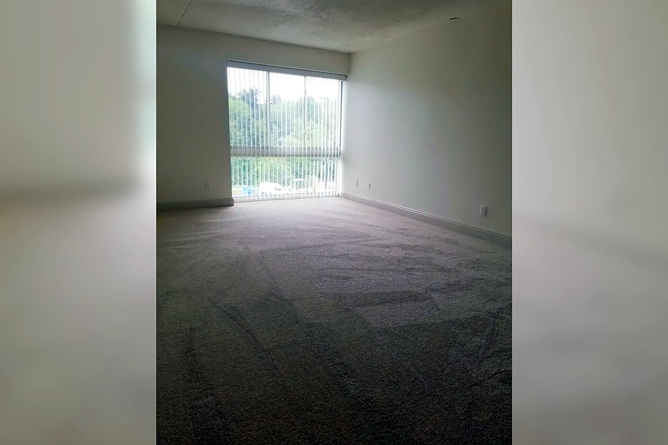 Pioneer Apartments 5055 William Flinn Highway Gibsonia, PA