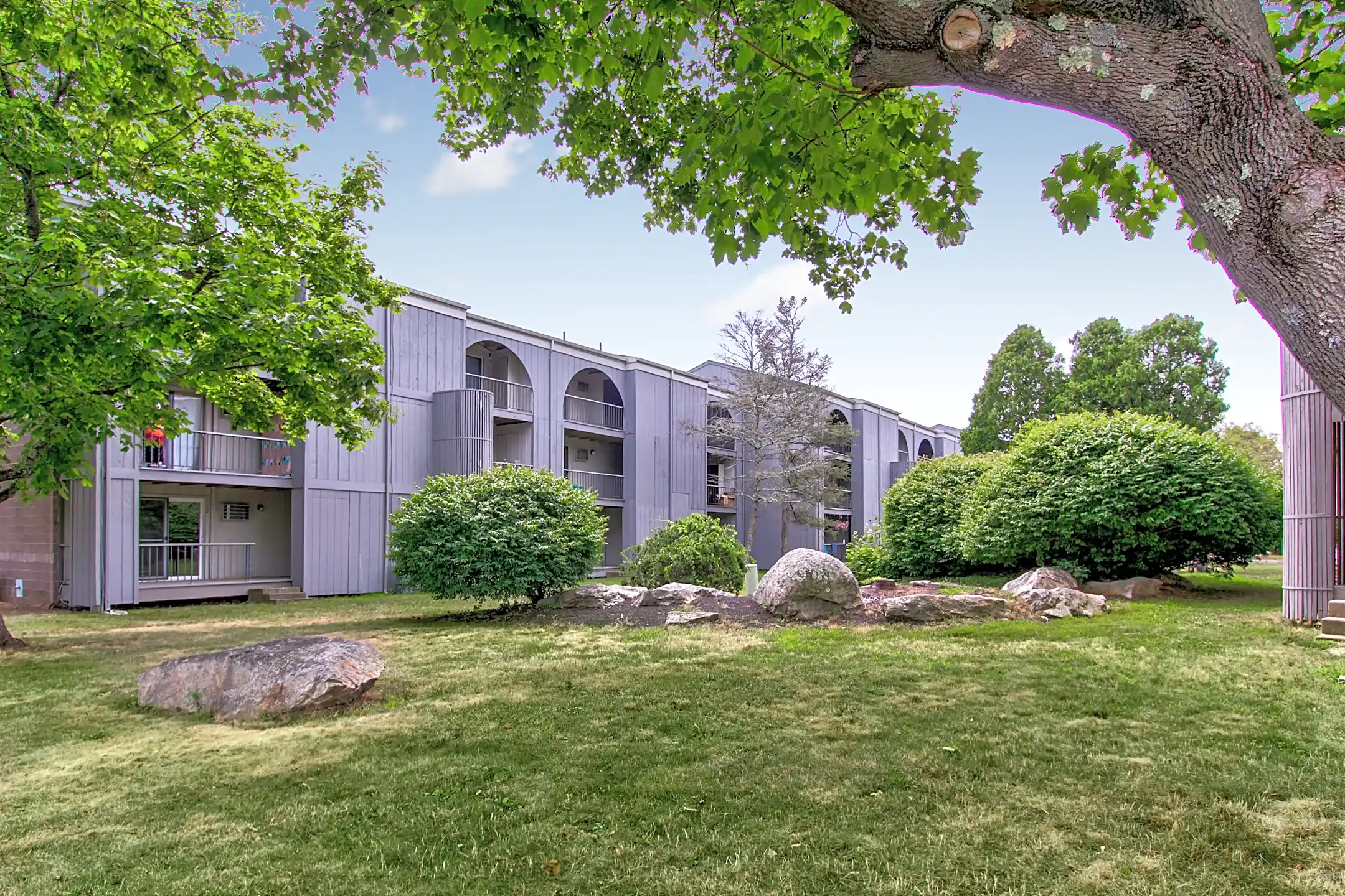 Phoenix Apartments Groton, CT 06340