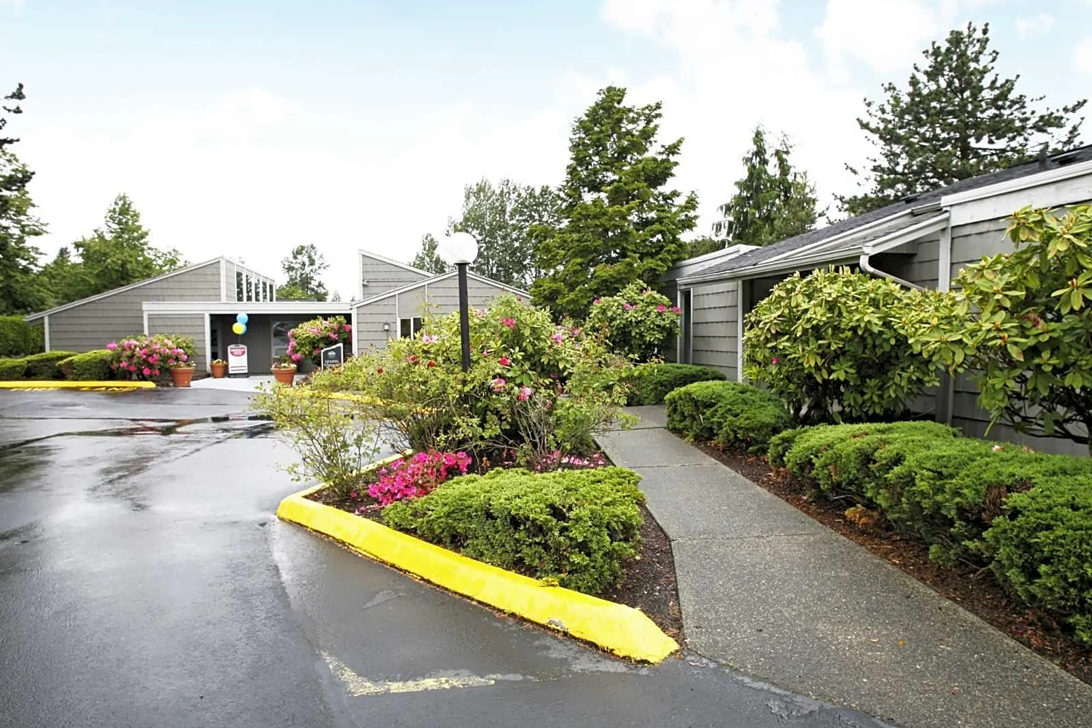 Meridian West Apartments - Puyallup, WA 98373