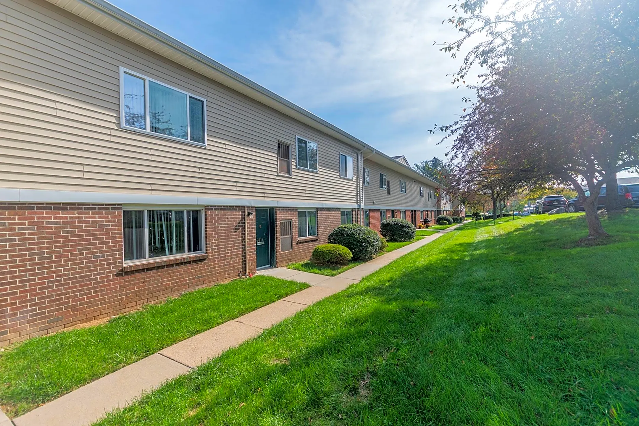 Park City Apartments - Lancaster, PA 17601