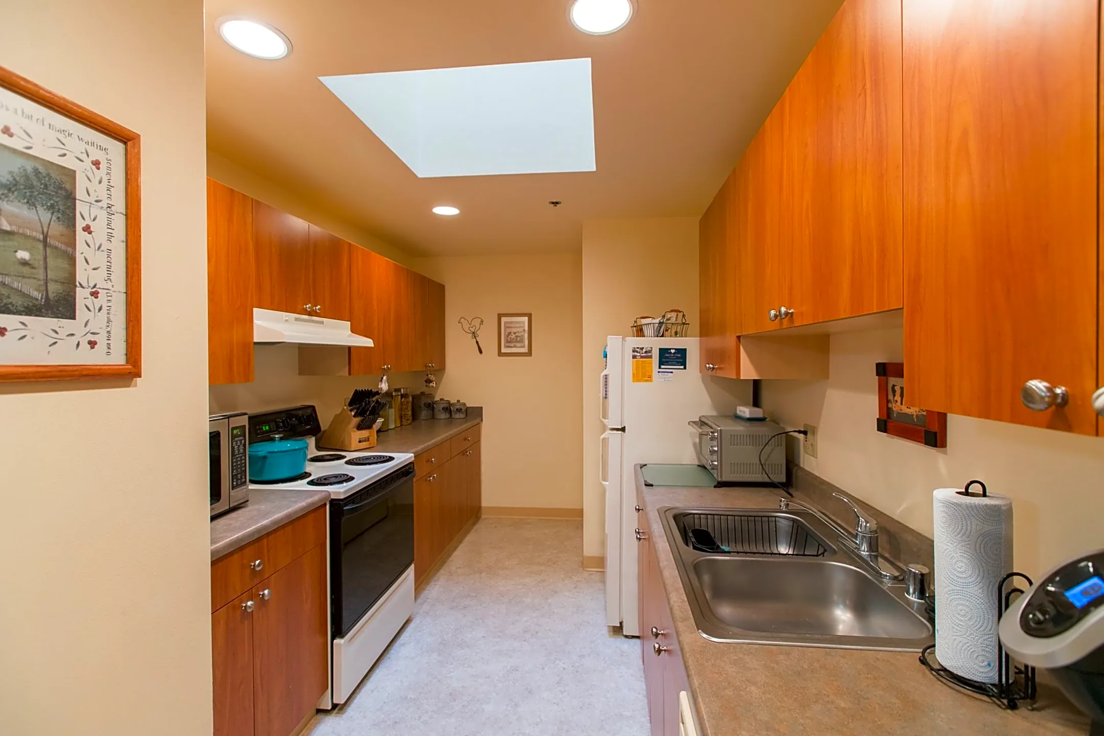 Amity Apartments 723 S Main St West Bend, WI Apartments for Rent