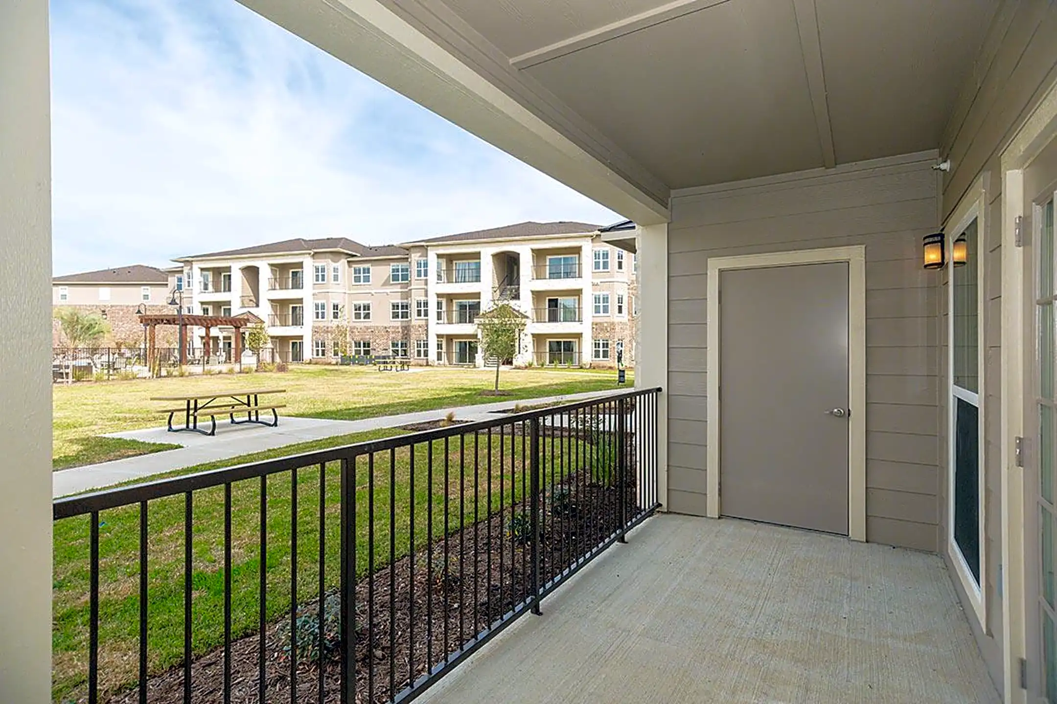 Trails at Lake Houston 13922 Woodson Park Drive Houston, TX