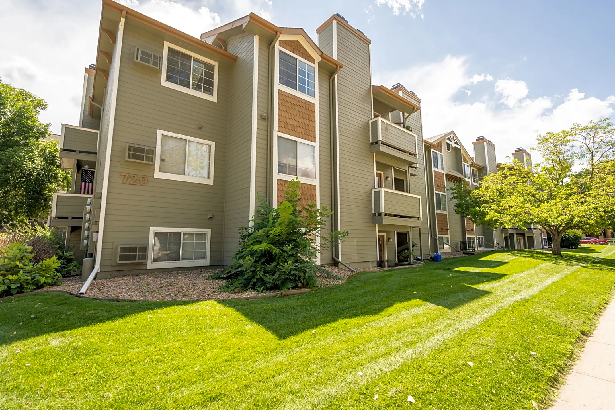 720 City Park Ave Townhomes - Fort Collins, CO 80521