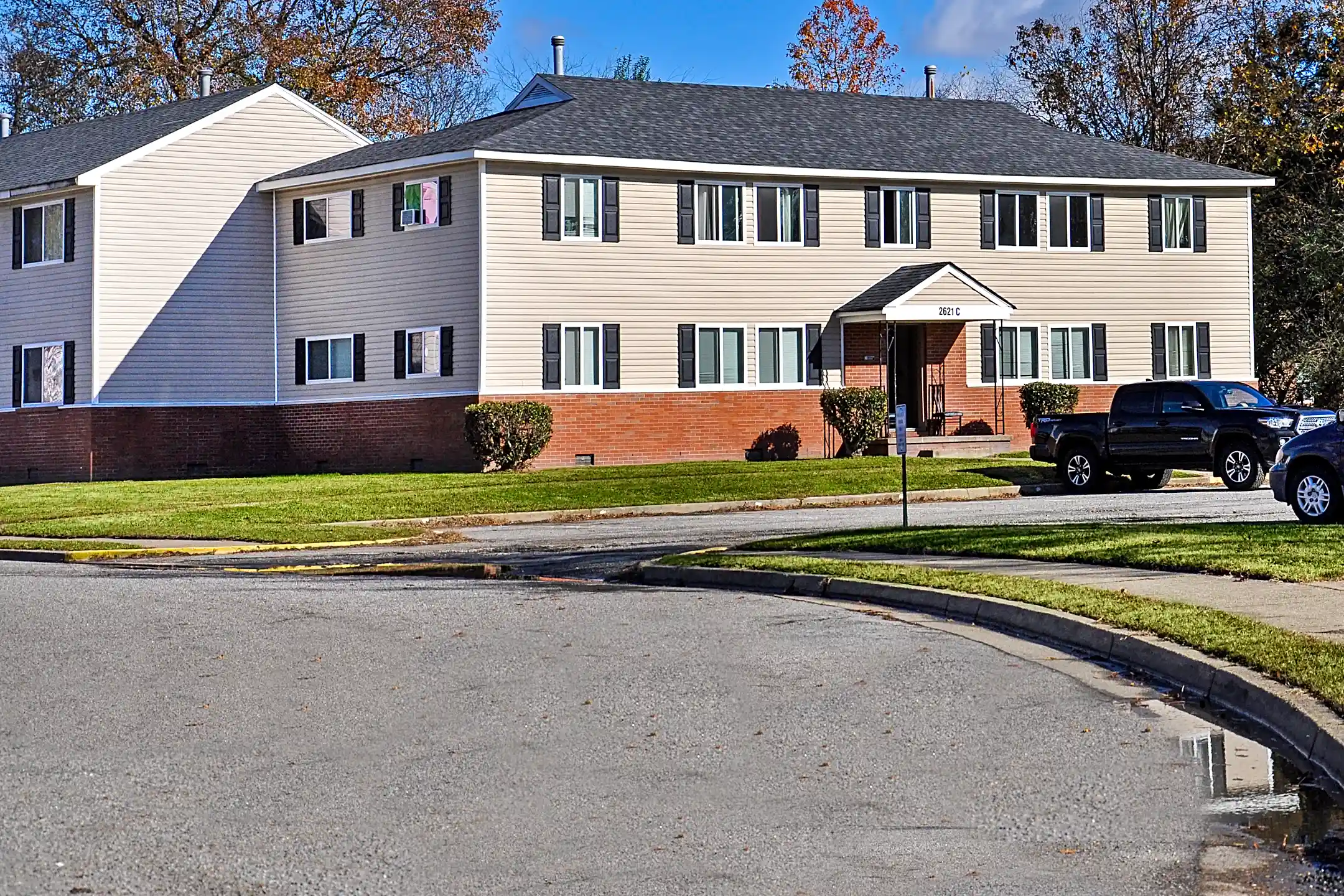 Harvard Apartments 2607 Harvard Dr Chesapeake, VA Apartments for