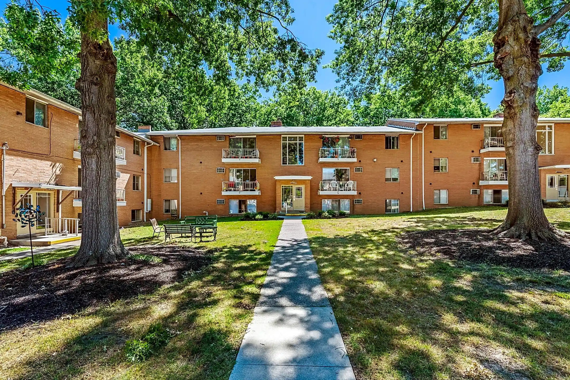 Parma Park East and Parma Park West Cleveland, OH 44134