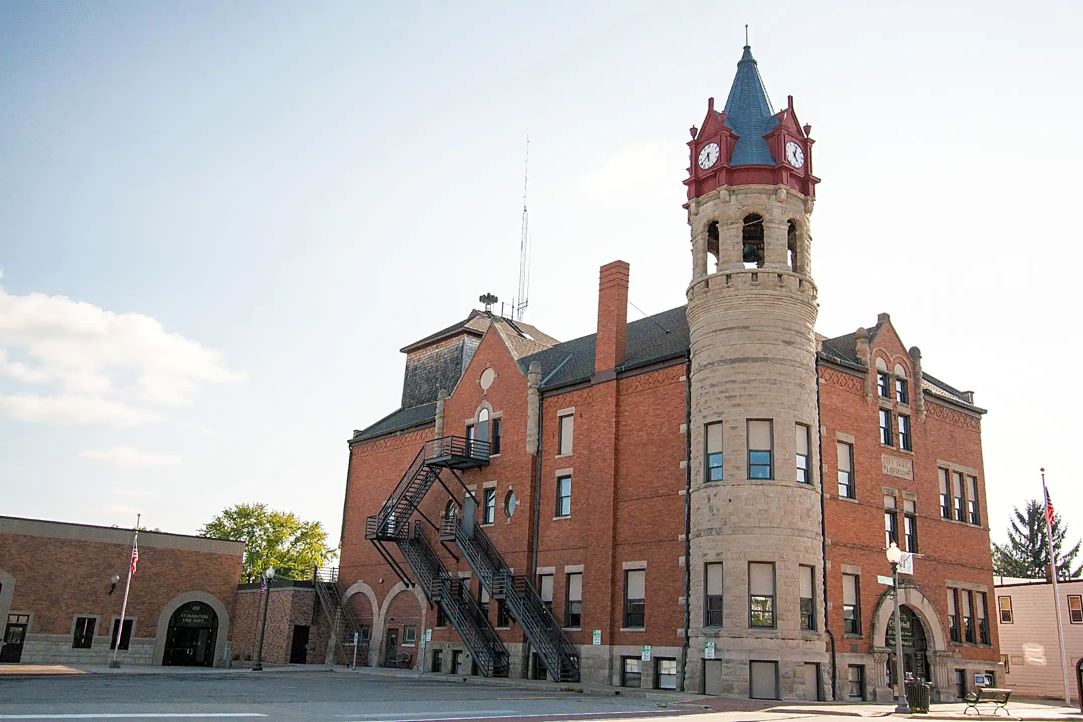 Greenspire Apts 924 Jackson St Stoughton, WI Apartments for Rent