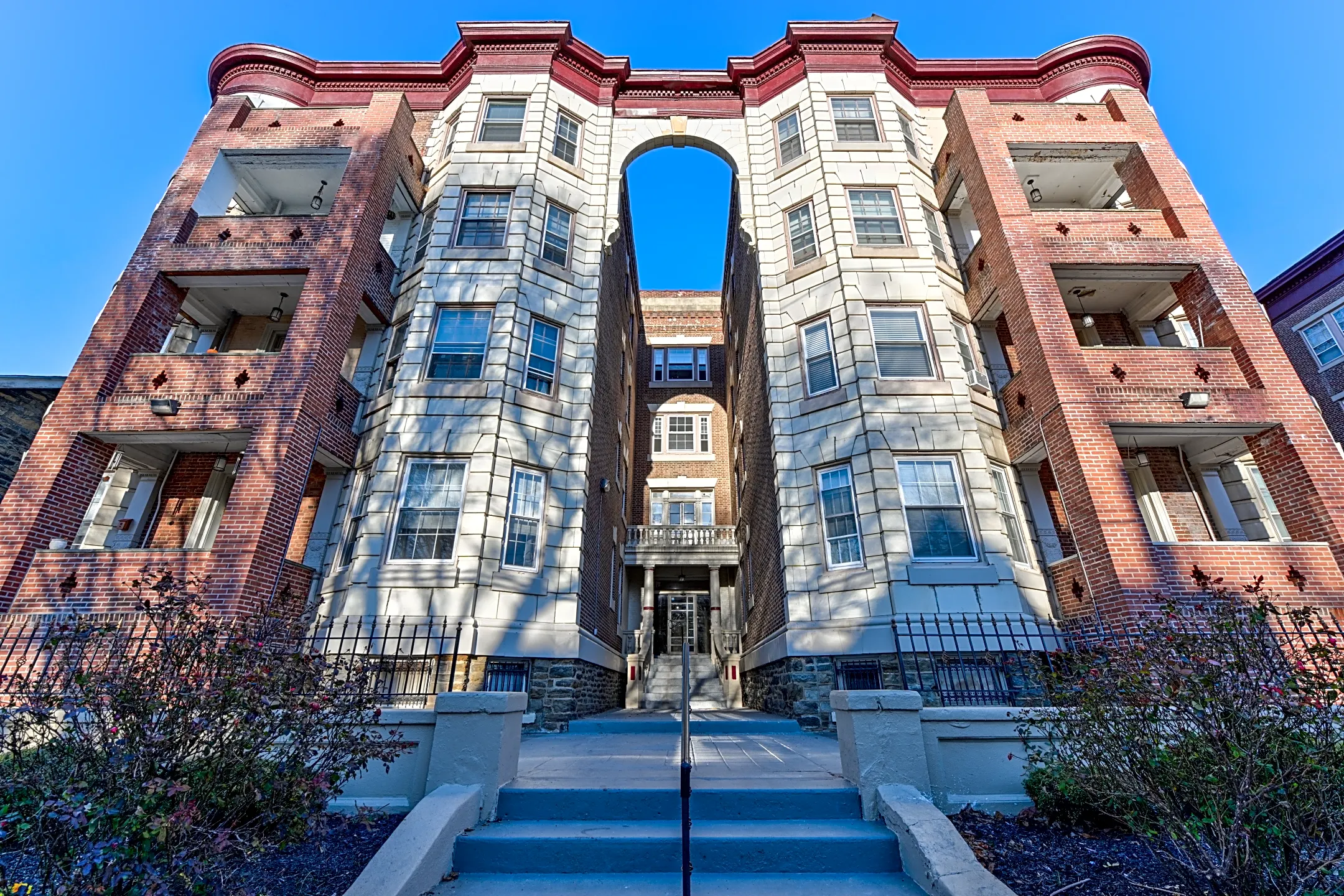 Building - Pelham Court Apartments - Philadelphia, PA