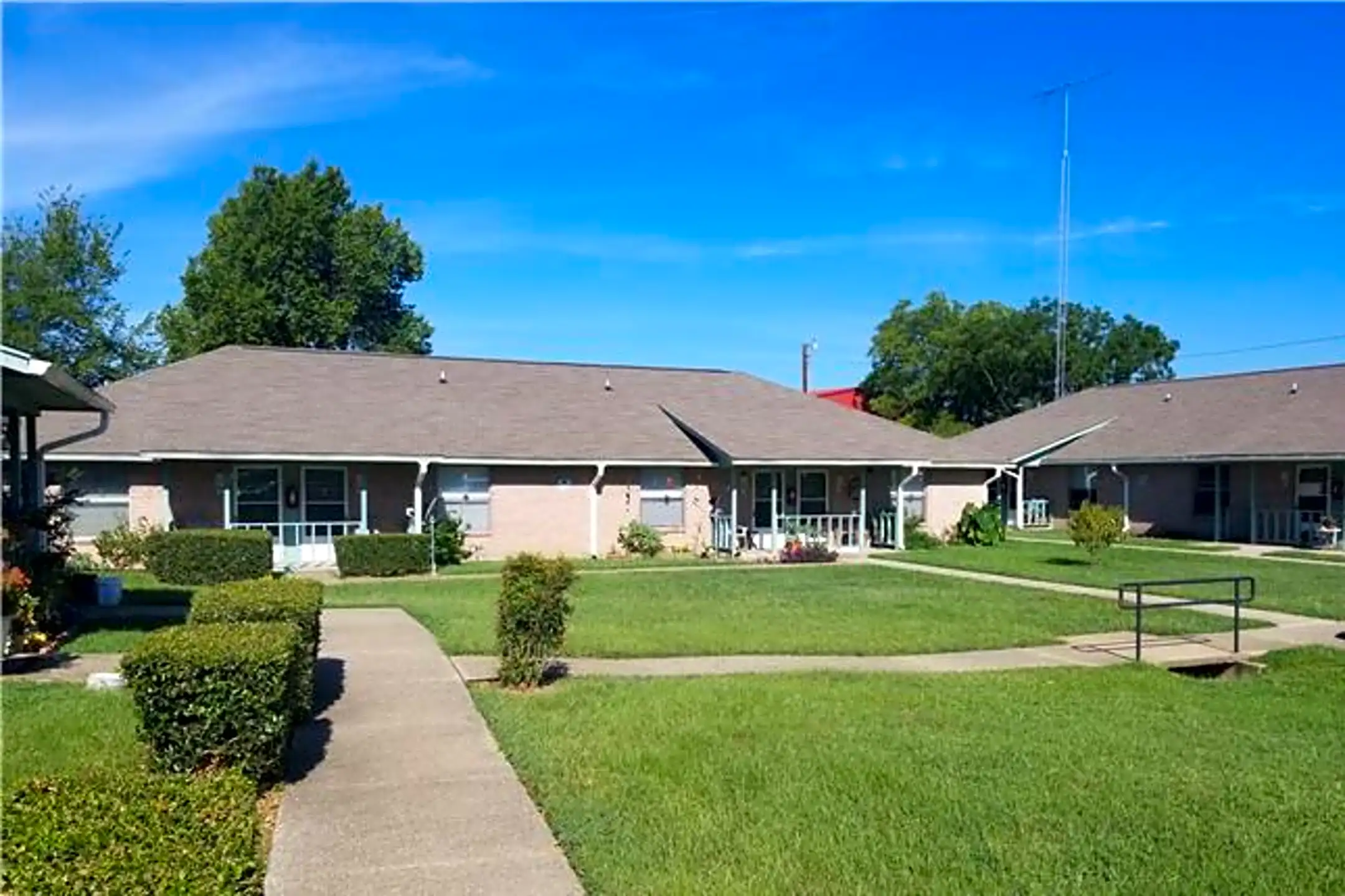 Yantis Village Senior Apartments Yantis, TX 75497