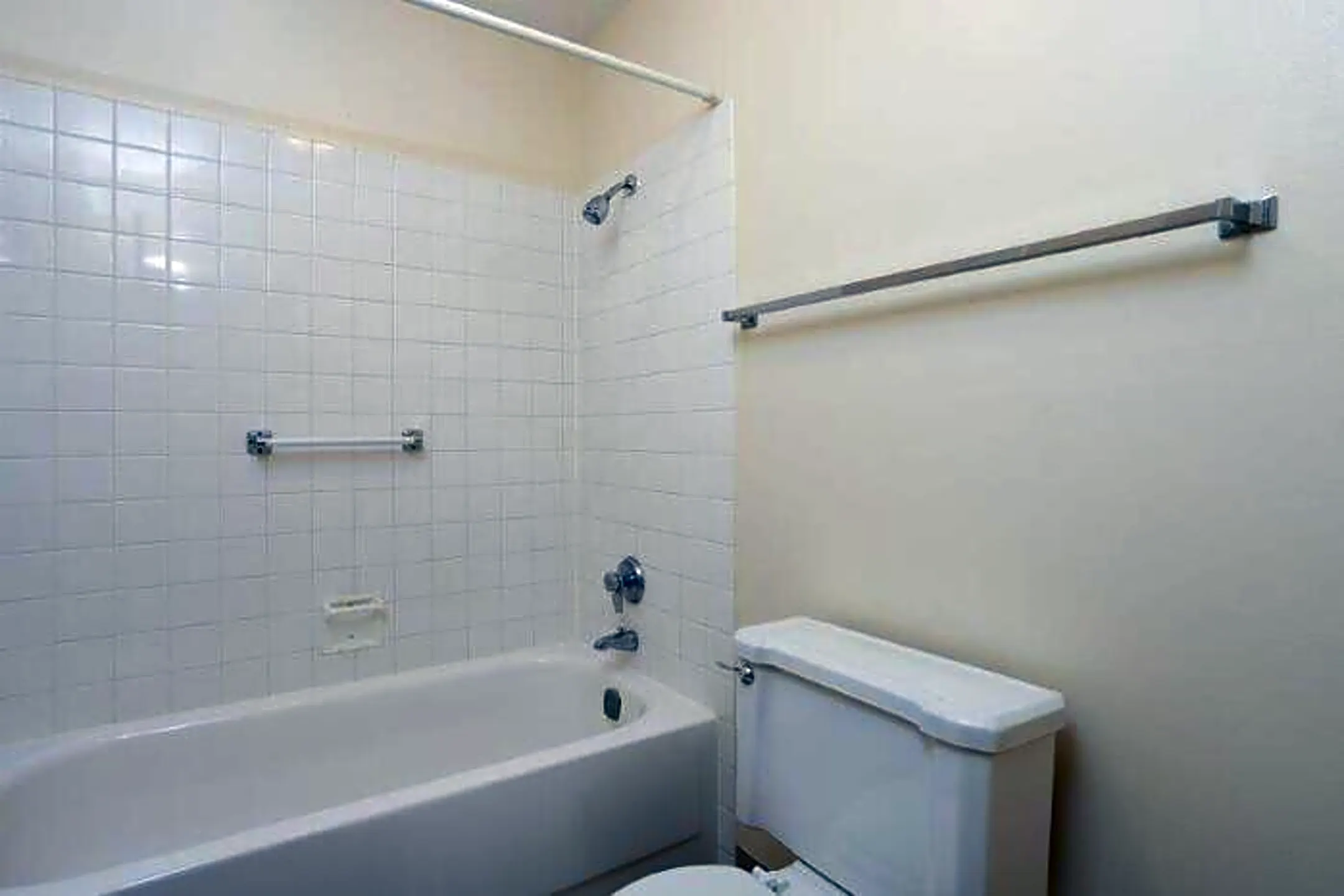 Bathroom - 6110 NE Prescott St - Portland, OR