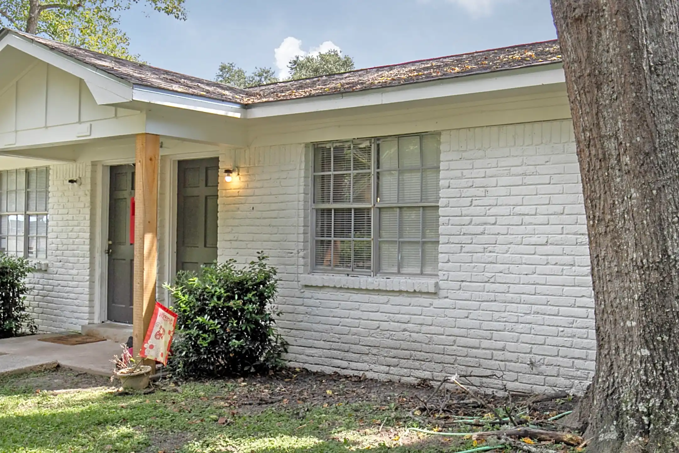 Satsuma Apartments & Baker Road Townhomes 122 Baldwin Rd Satsuma