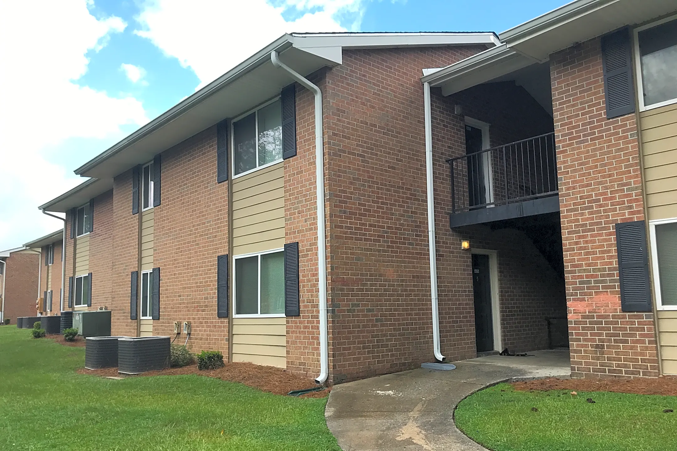 Merrimac Village 1000 N Merrimac Dr Ext Fitzgerald, GA Apartments