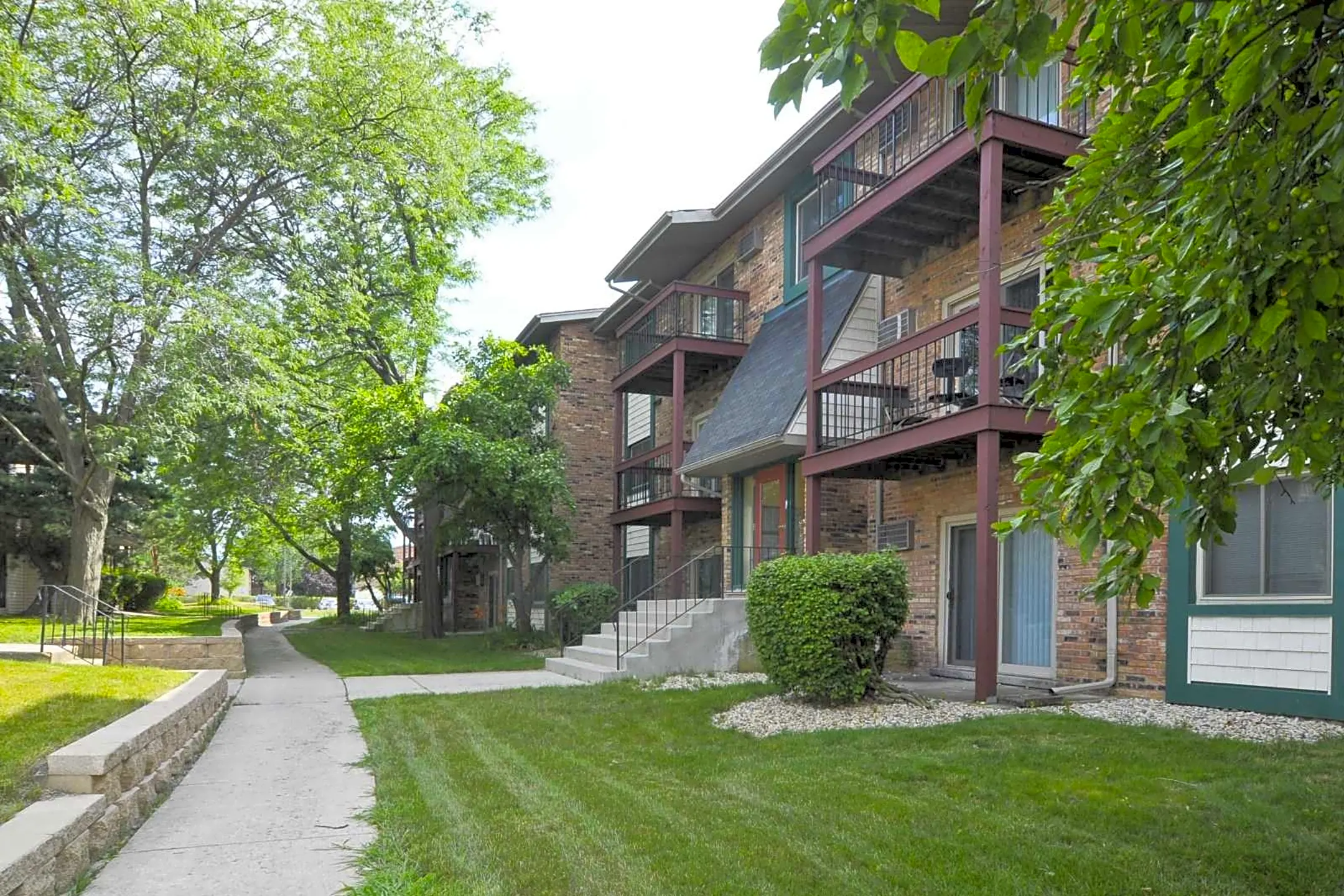 Chicago Heights Apartments