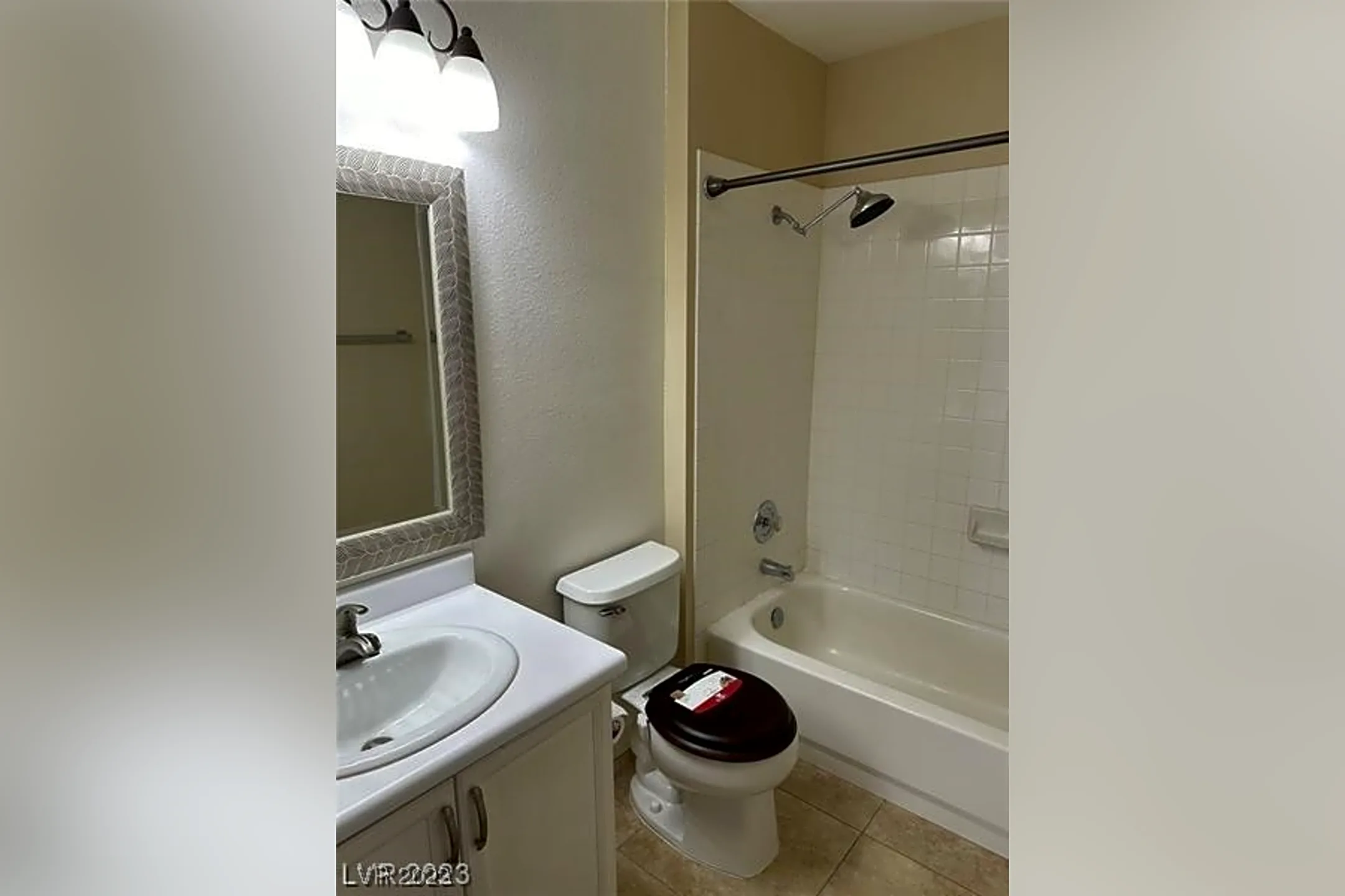 Bathroom - 8017 Lisa Dawn Ave - Las Vegas, NV