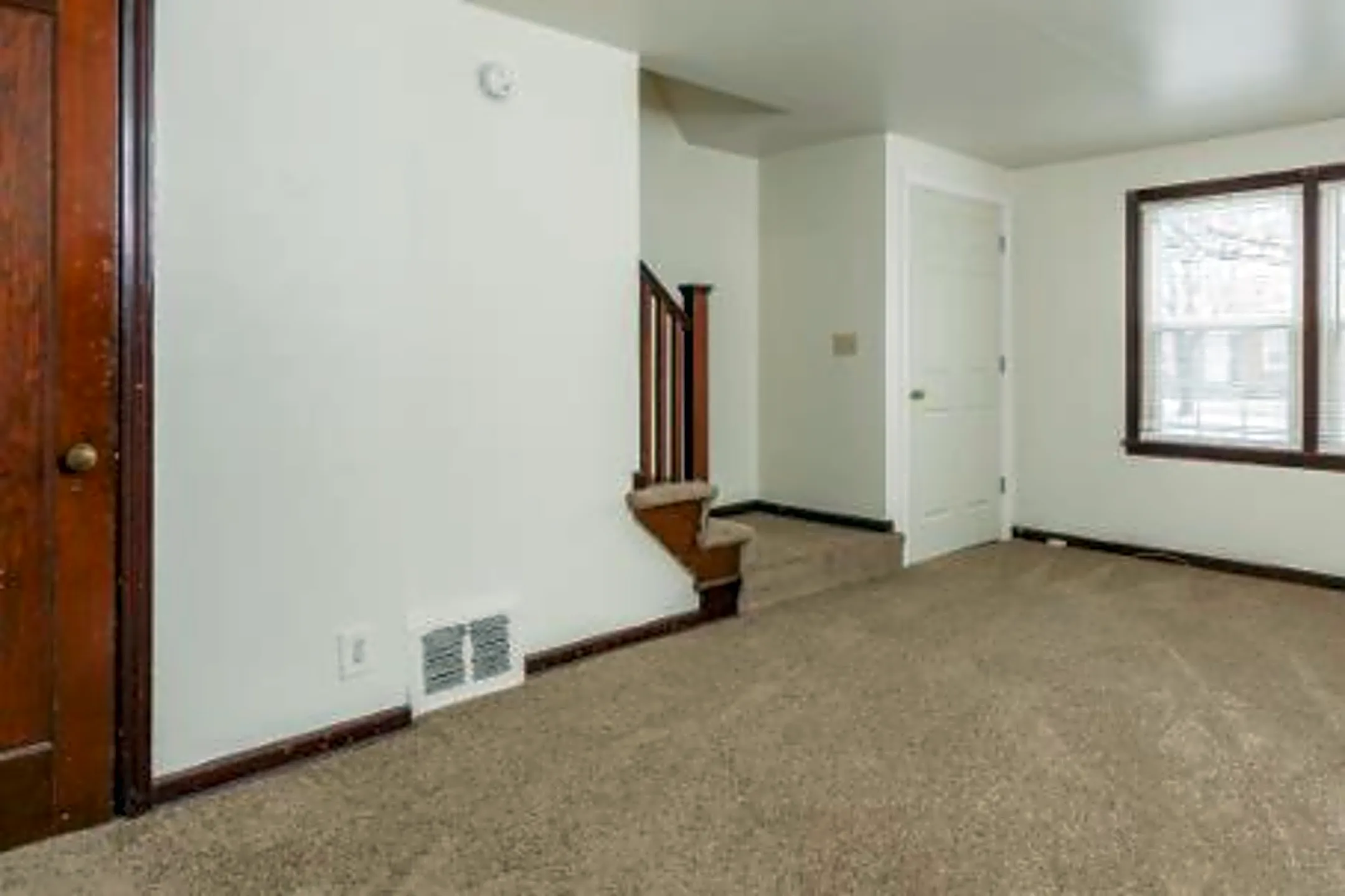 Park Place of South Park - 100 Athol St | Buffalo, NY Apartments for