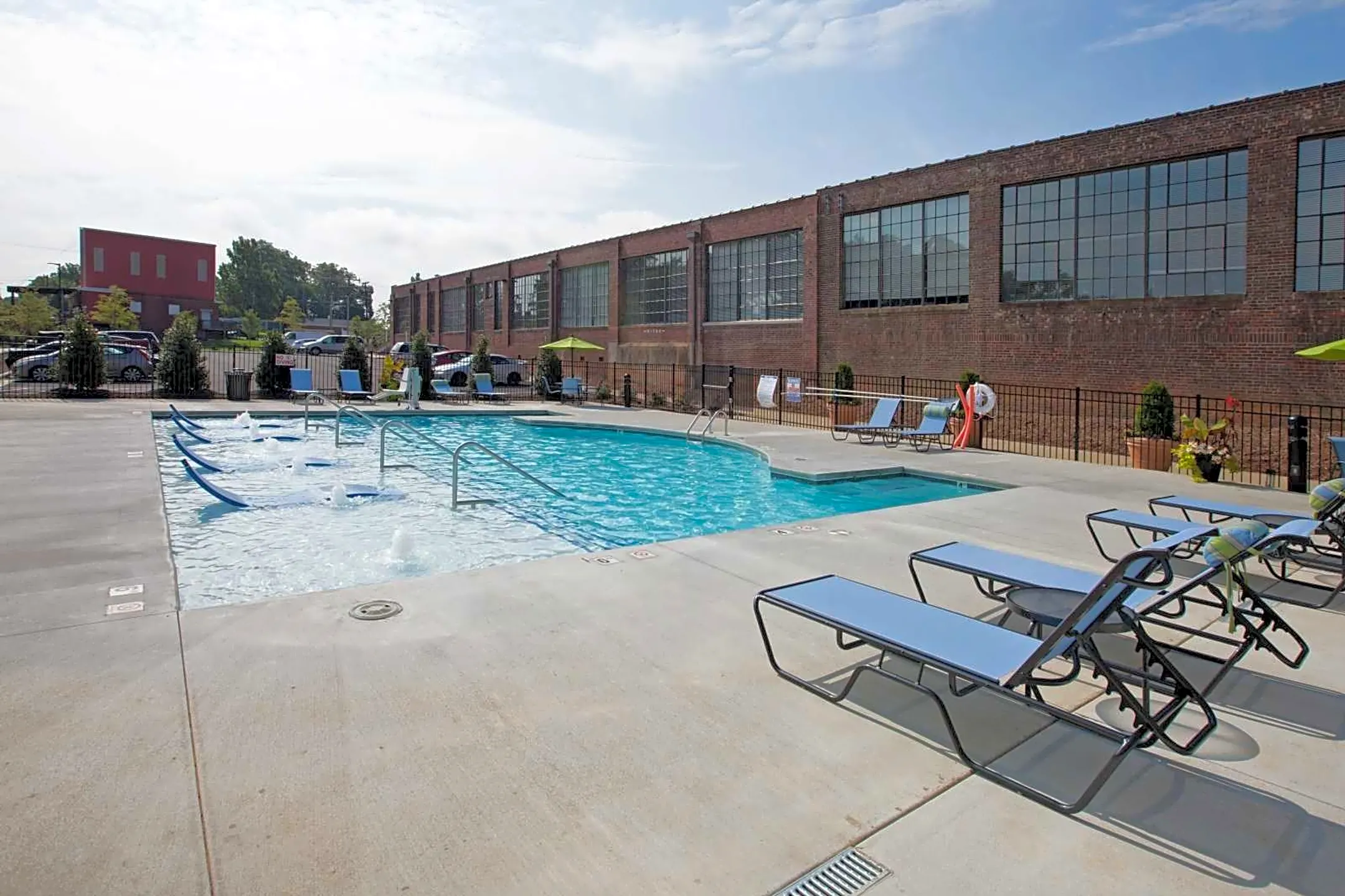 Lofts At White Furniture Apartments Mebane NC 27302   F074d2c9f660a7c7c18ac6e52b275c53