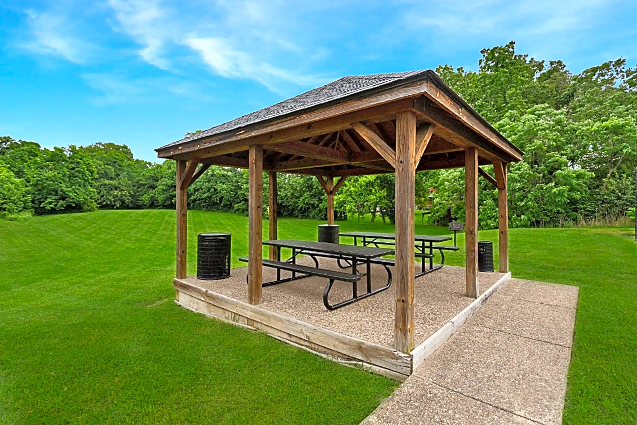 The Grove At Lyndon 7716 Sundance Dr Louisville, KY Apartments for