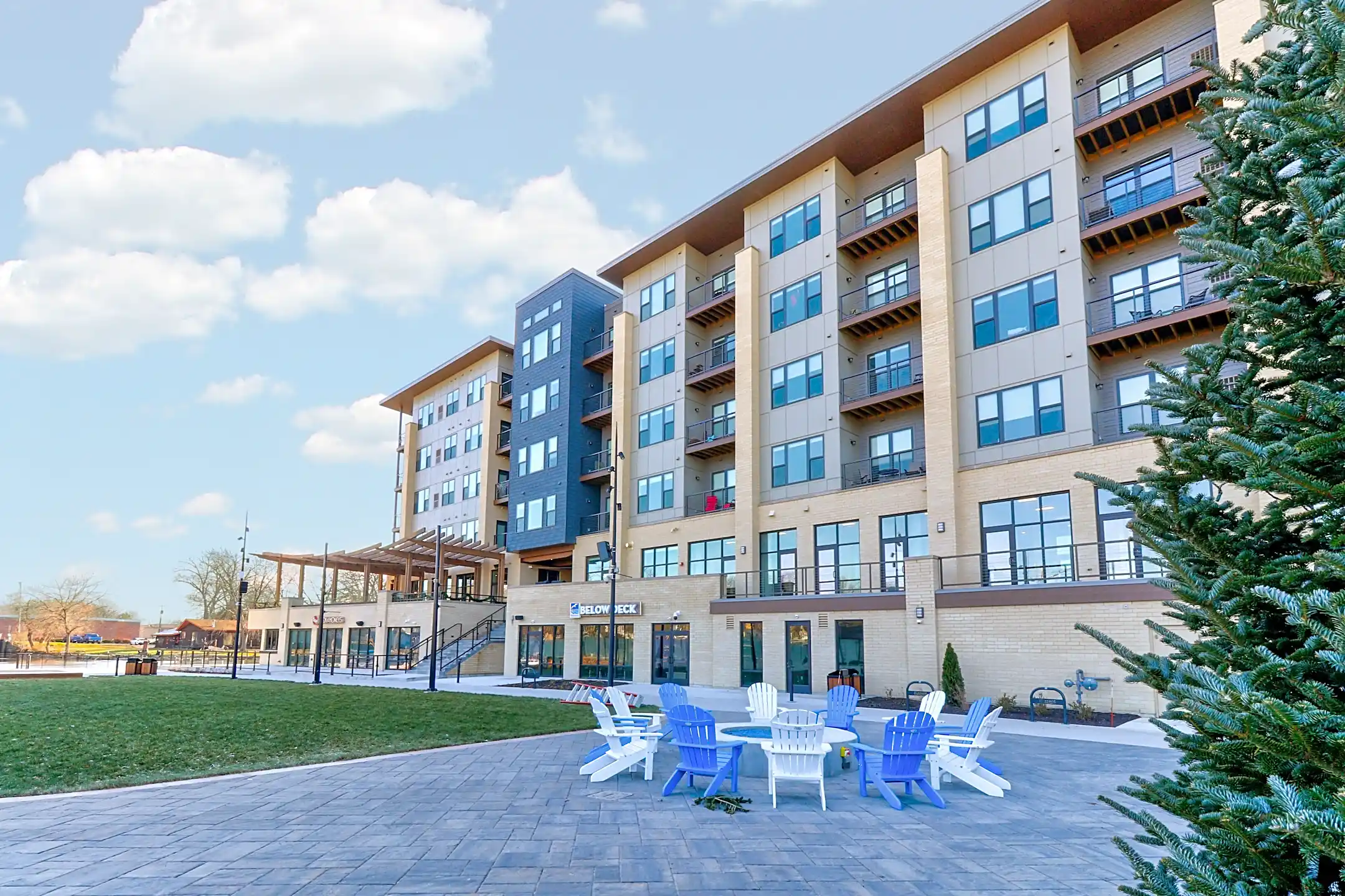 The Current 800 West Broadway Monona, WI Apartments for Rent Rent.