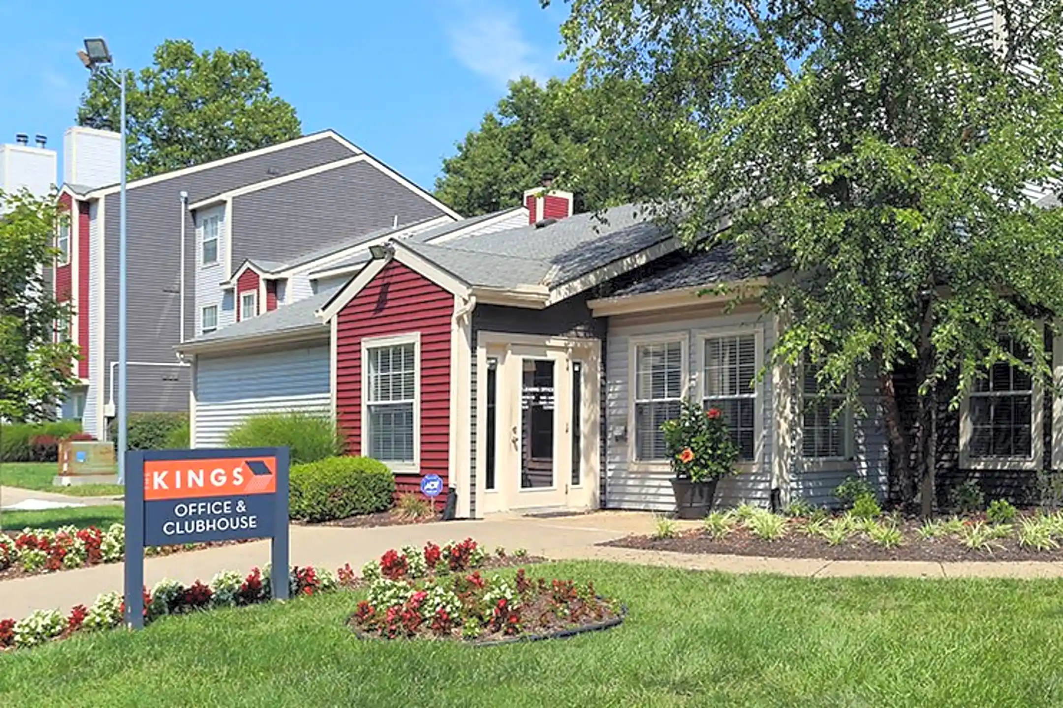 Aspen Landing 11420 Colorado Ave Kansas City, MO Apartments for